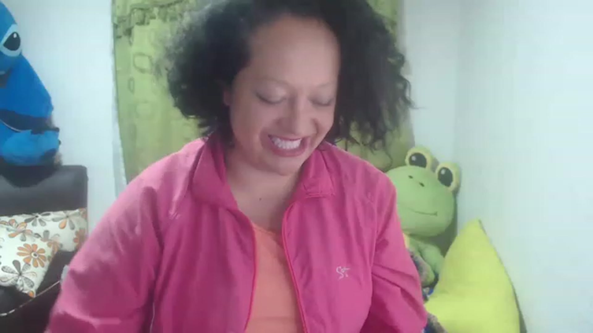 Gallery image thumbnail from Oriana_wet's myfreecams stream on, 06/29/2023, 02:25 image 11 of 20