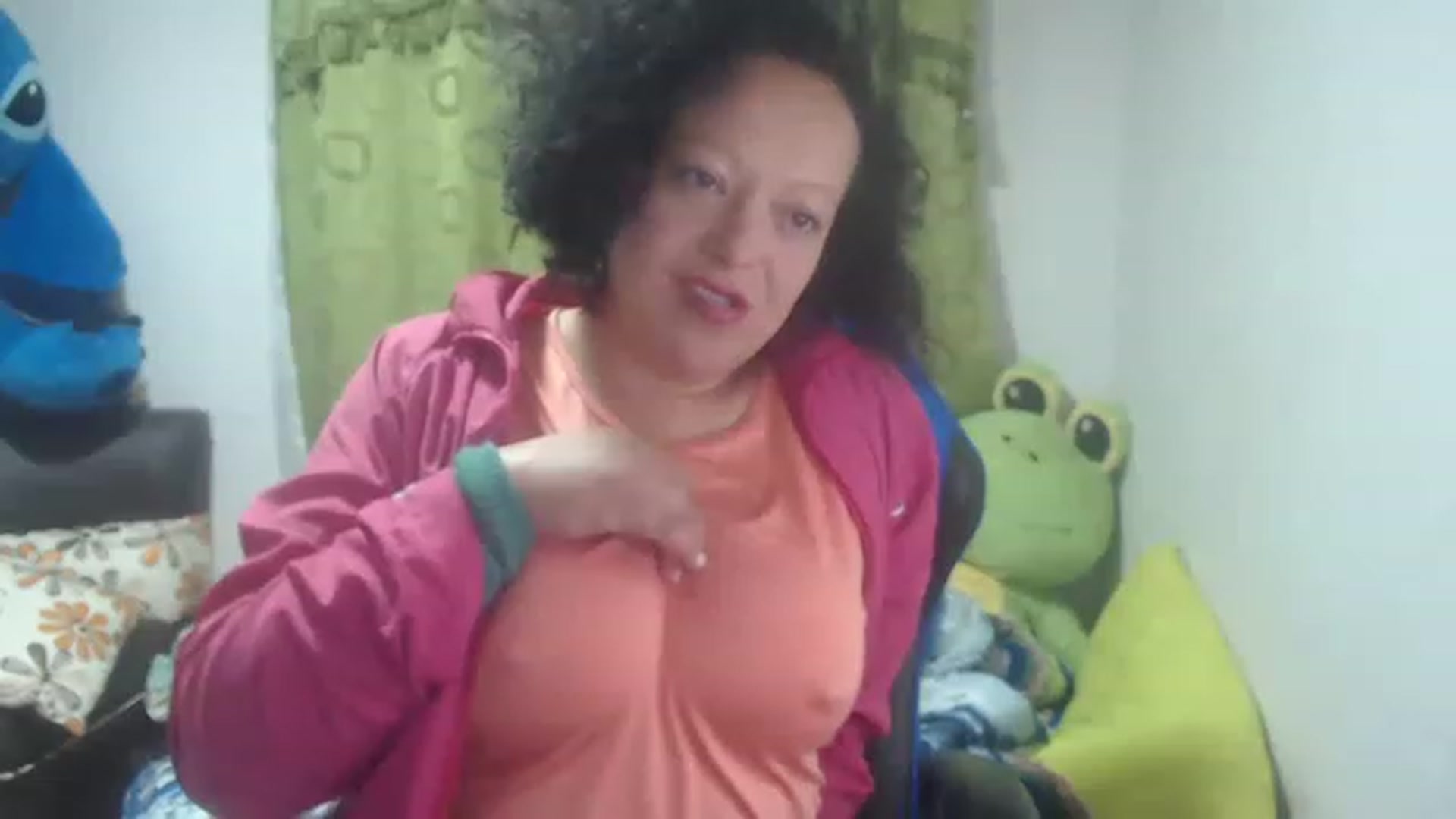 Gallery image thumbnail from Oriana_wet's myfreecams stream on, 06/29/2023, 02:25 image 19 of 20