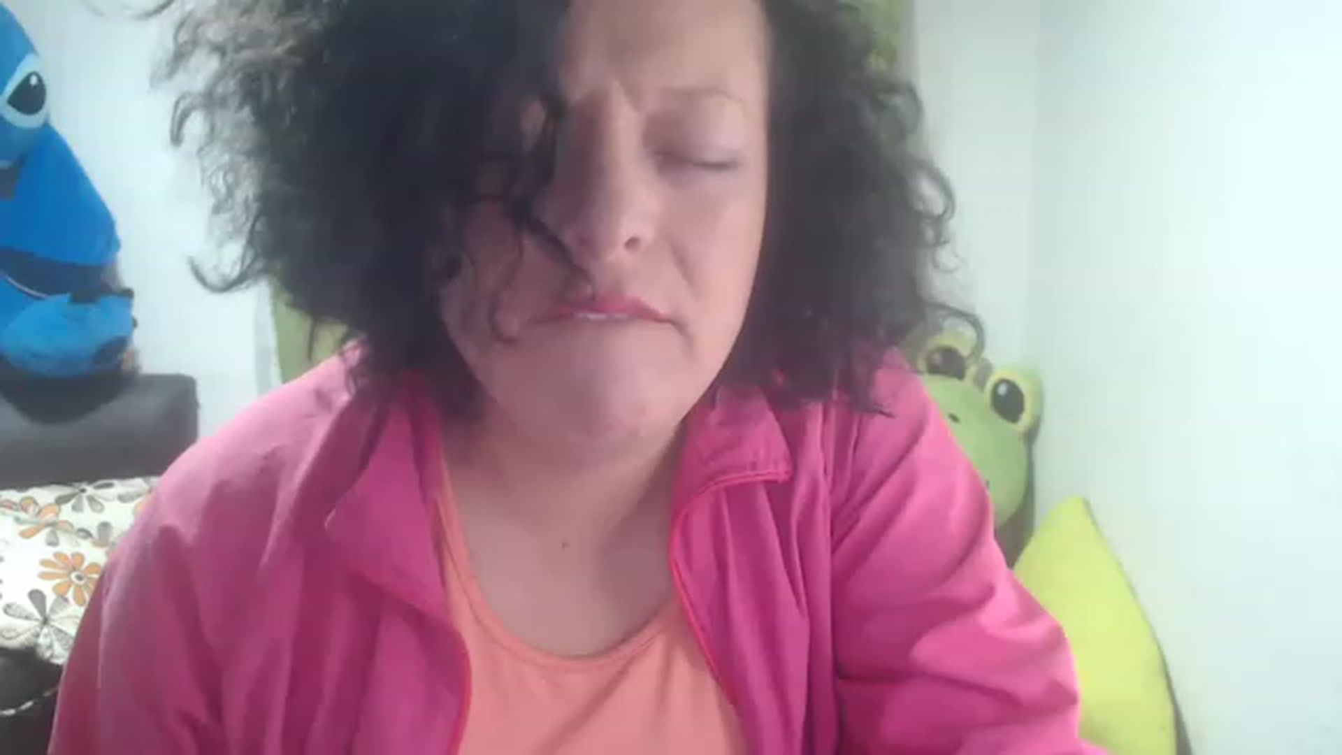 Gallery image thumbnail from Oriana_wet's myfreecams stream on, 06/29/2023, 02:25 image 14 of 20