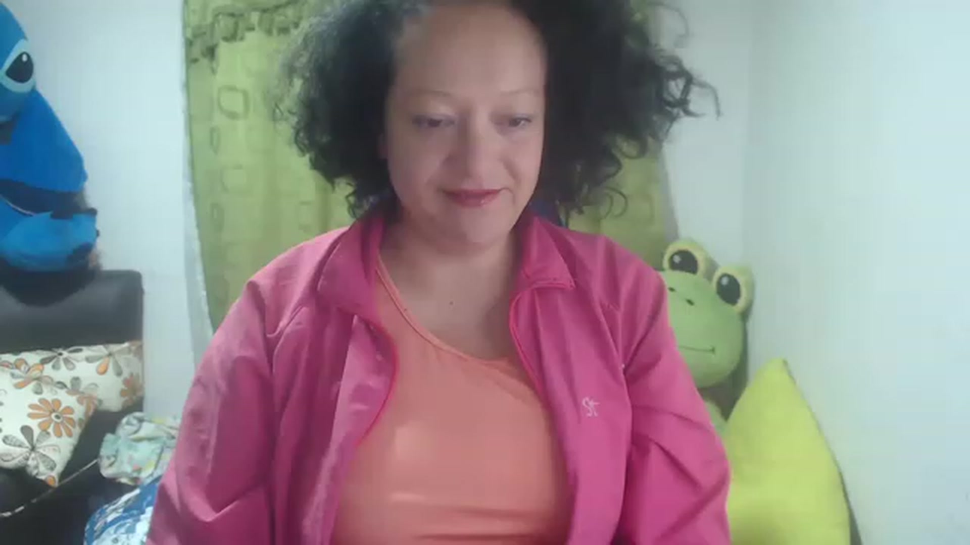 Gallery image thumbnail from Oriana_wet's myfreecams stream on, 06/29/2023, 02:25 image 15 of 20