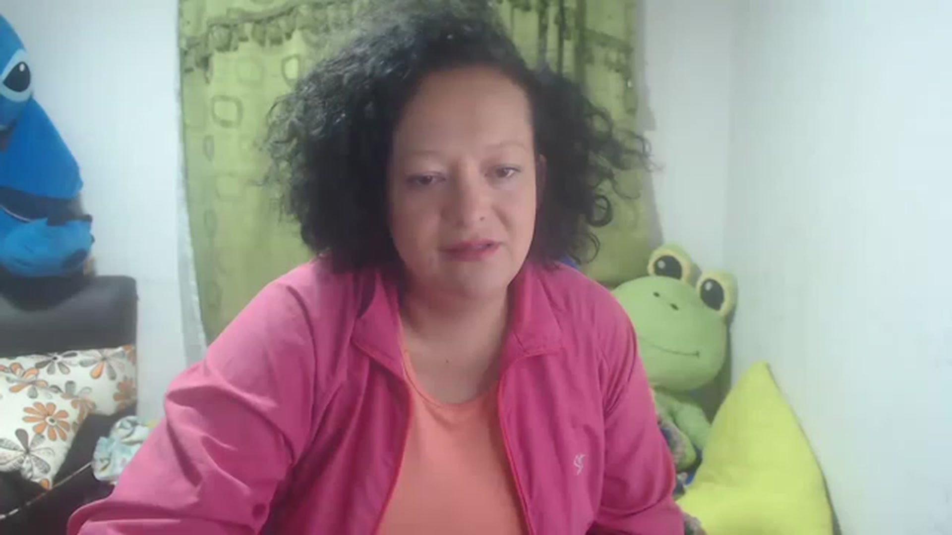 Gallery image thumbnail from Oriana_wet's myfreecams stream on, 06/29/2023, 03:41 image 10 of 20