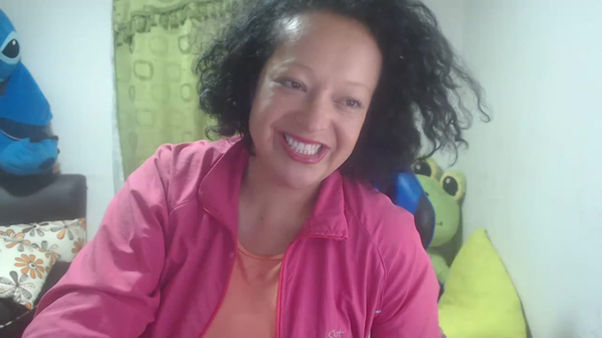 Gallery image thumbnail from Oriana_wet's myfreecams stream on, 06/29/2023, 03:41 image 13 of 20