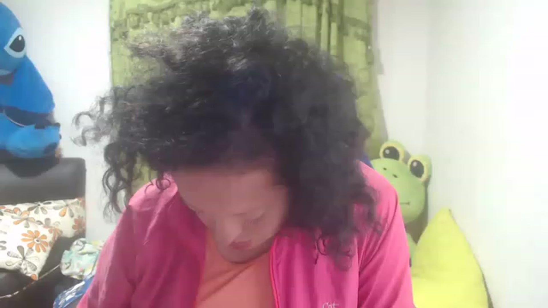 Gallery image thumbnail from Oriana_wet's myfreecams stream on, 06/29/2023, 04:46 image 17 of 20