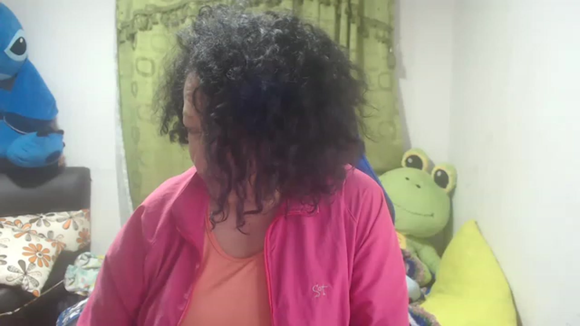 Gallery image thumbnail from Oriana_wet's myfreecams stream on, 06/29/2023, 04:46 image 16 of 20