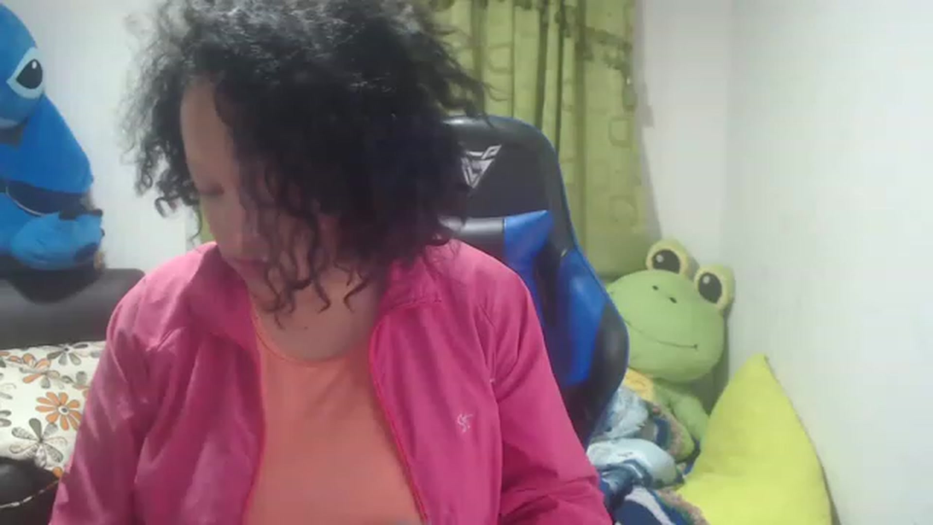 Gallery image thumbnail from Oriana_wet's myfreecams stream on, 06/29/2023, 04:46 image 15 of 20