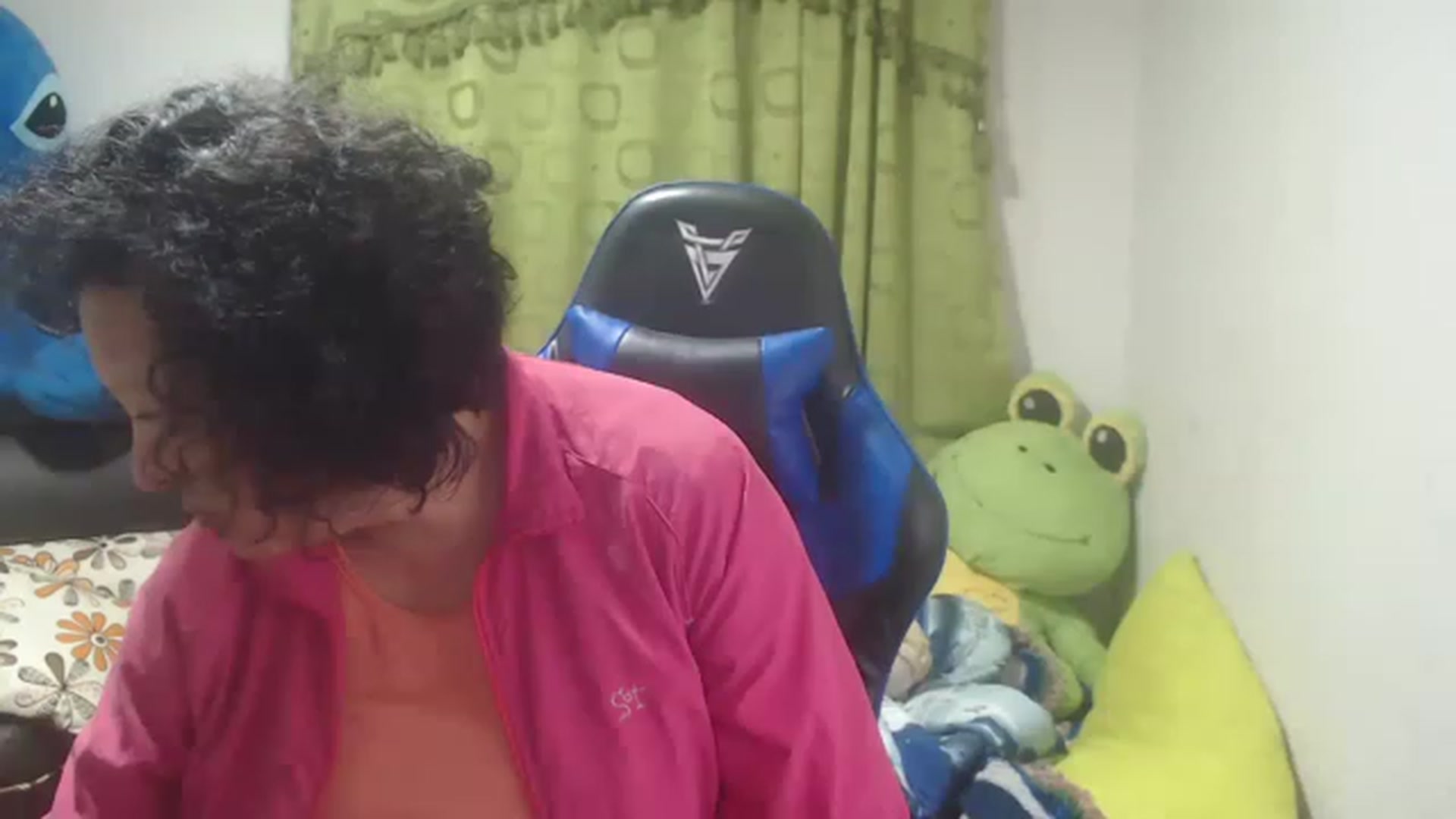 Gallery image thumbnail from Oriana_wet's myfreecams stream on, 06/29/2023, 04:46 image 12 of 20