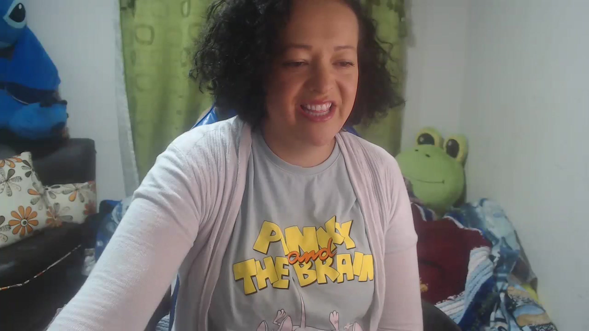 Gallery image thumbnail from Oriana_wet's myfreecams stream on, 06/30/2023, 22:53 image 17 of 20