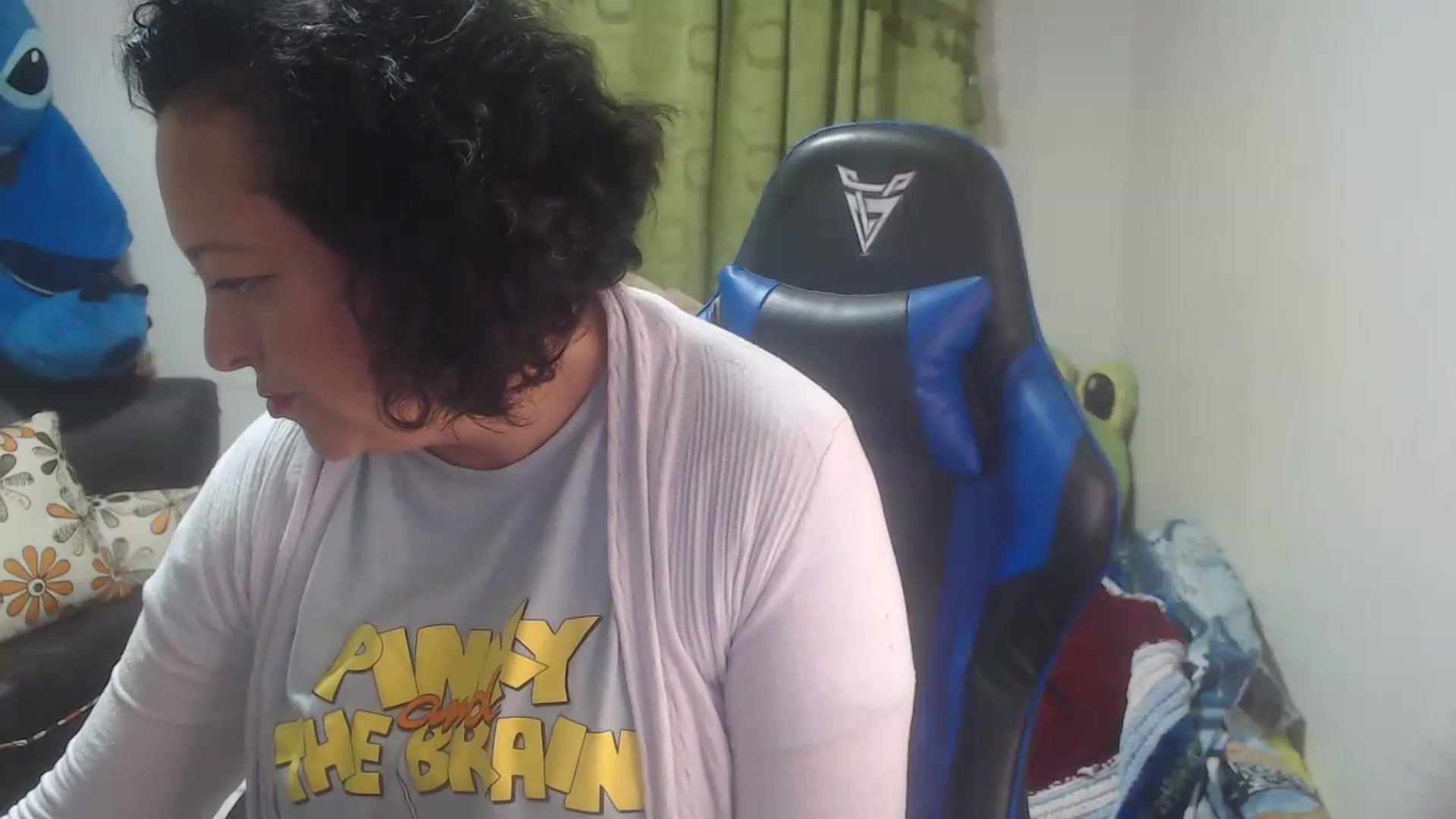 Gallery image thumbnail from Oriana_wet's myfreecams stream on, 07/01/2023, 01:02 image 18 of 20