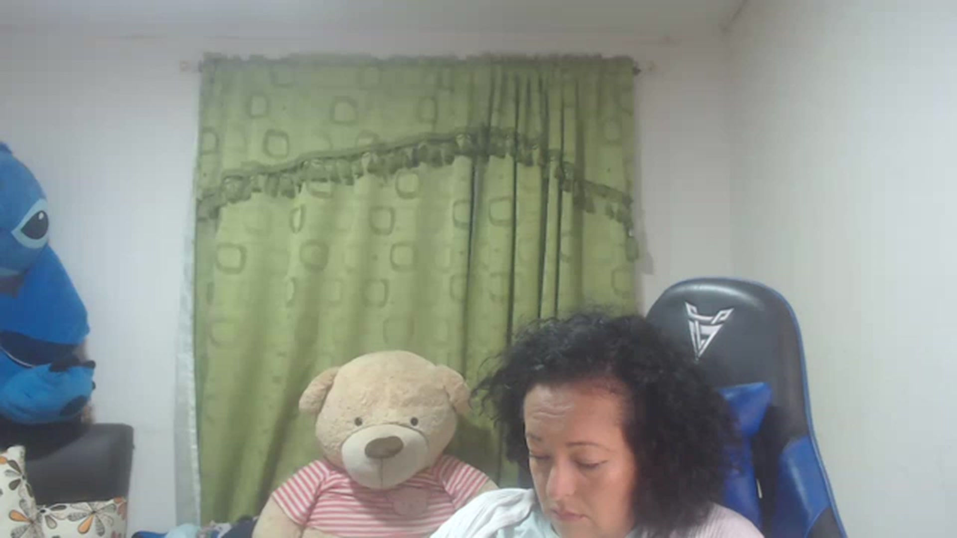 Gallery image thumbnail from Oriana_wet's myfreecams stream on, 07/01/2023, 03:16 image 18 of 20