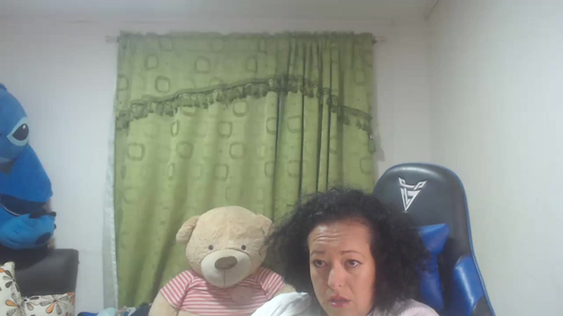 Gallery image thumbnail from Oriana_wet's myfreecams stream on, 07/01/2023, 03:16 image 19 of 20
