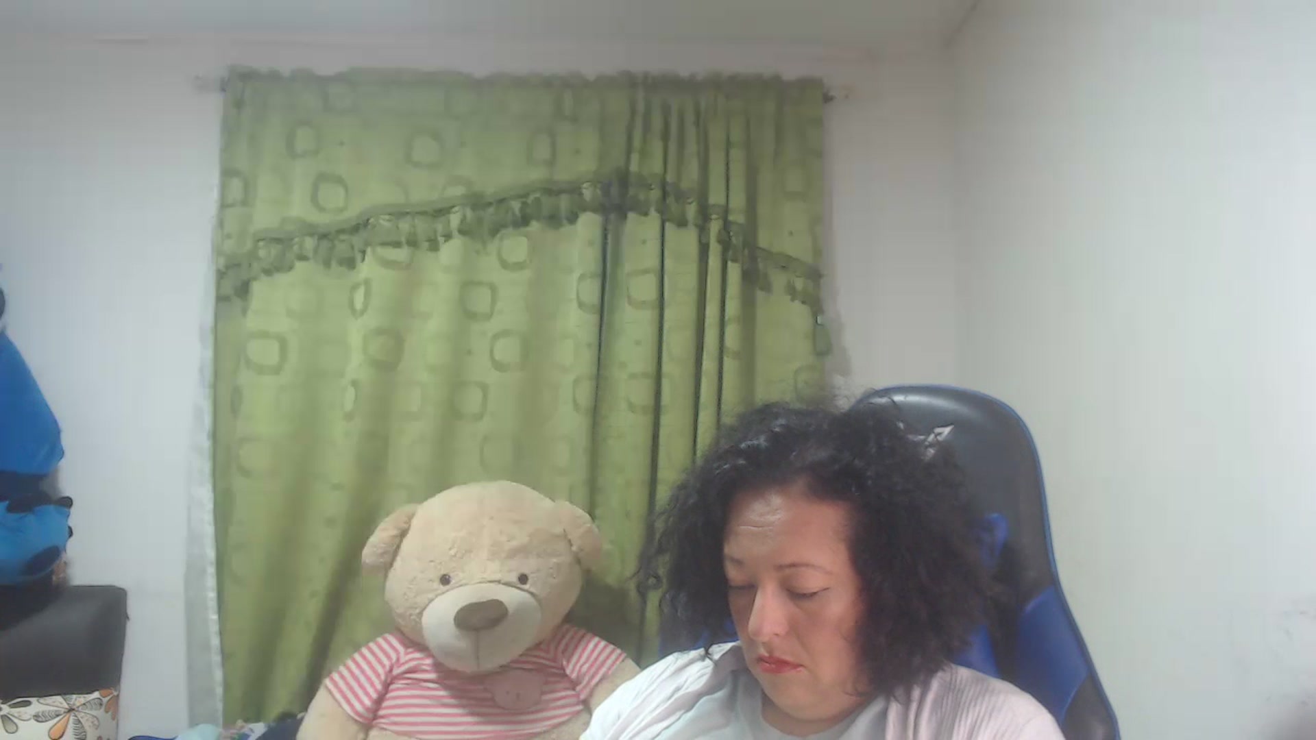 Gallery image thumbnail from Oriana_wet's myfreecams stream on, 07/01/2023, 05:34 image 3 of 20