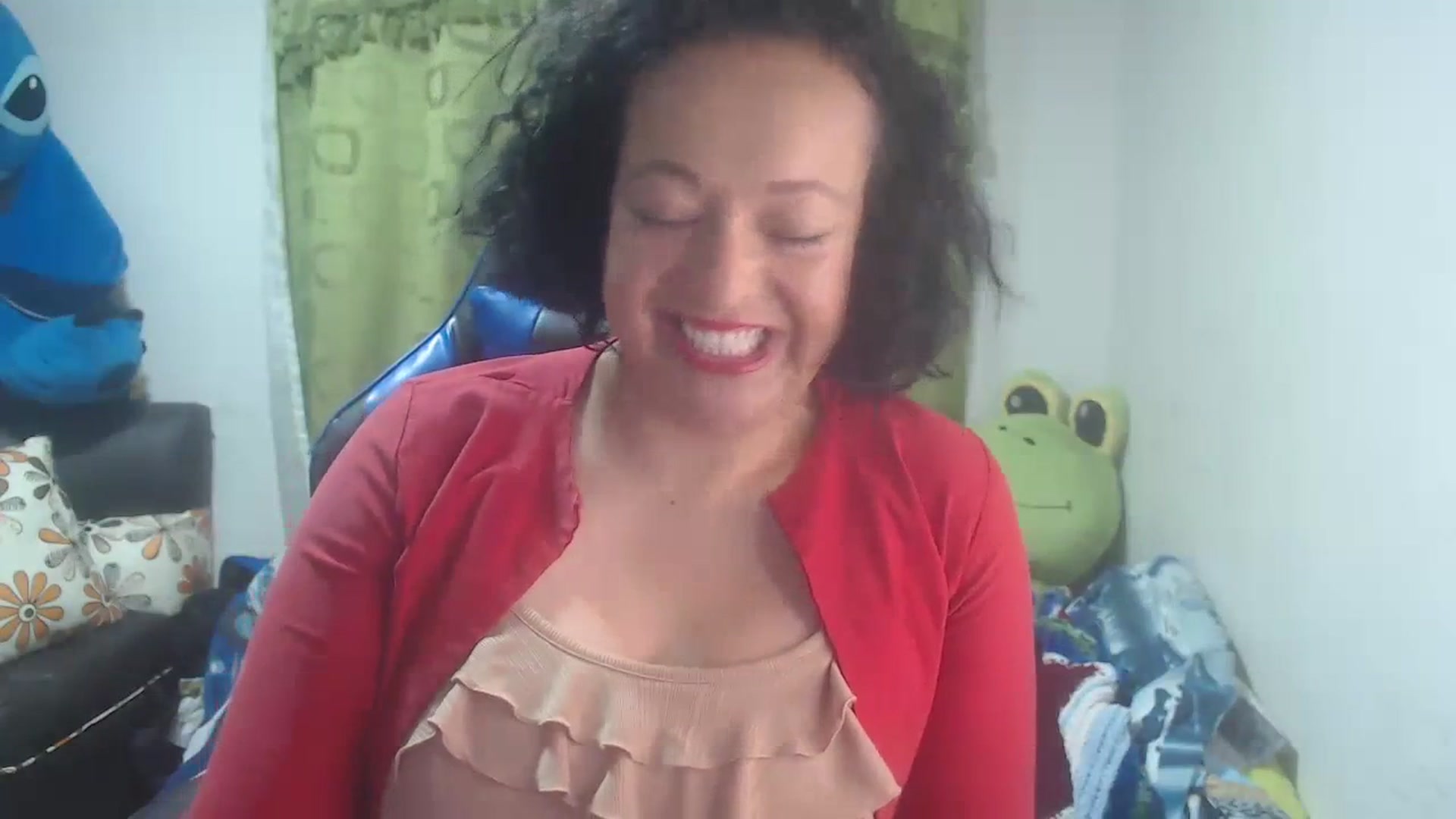 Gallery image thumbnail from Oriana_wet's myfreecams stream on, 07/01/2023, 16:50 image 15 of 20