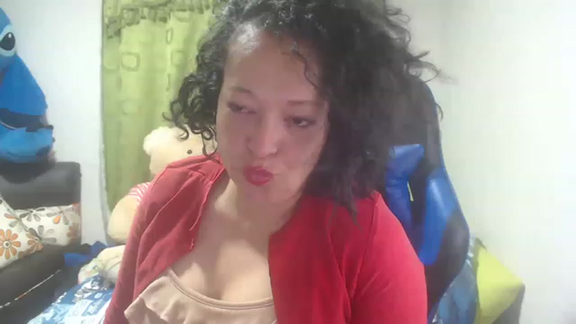 Gallery image thumbnail from Oriana_wet's myfreecams stream on, 07/02/2023, 05:03 image 8 of 20