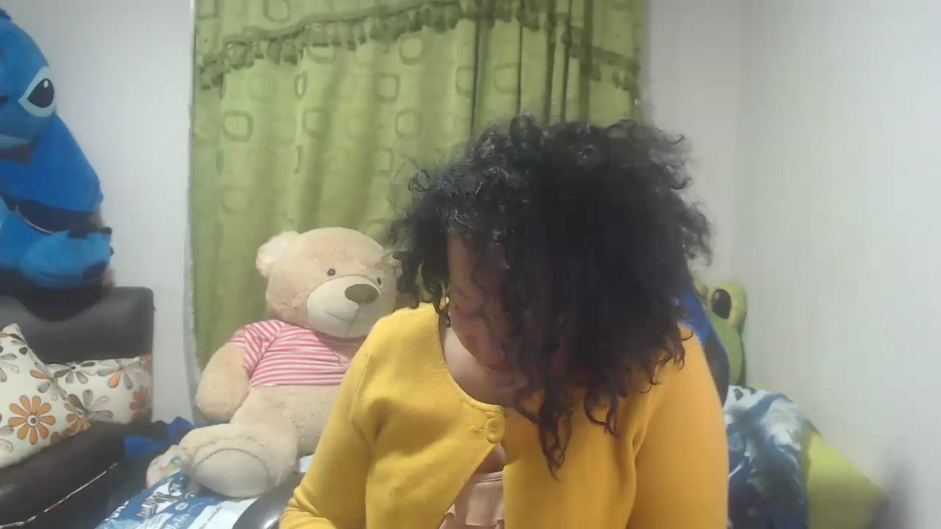 Gallery image thumbnail from Oriana_wet's myfreecams stream on, 07/02/2023, 07:34 image 14 of 20