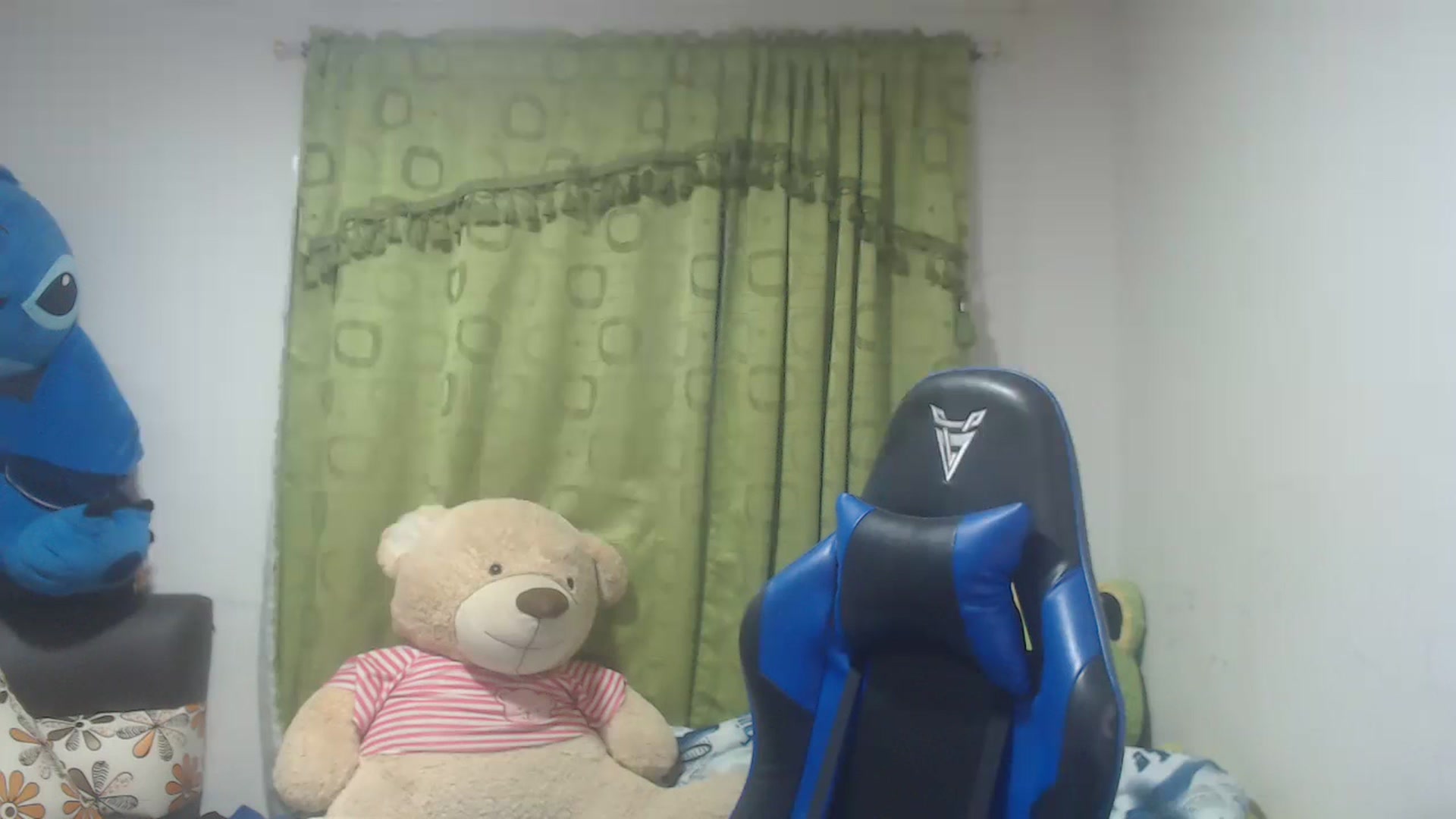 Gallery image thumbnail from Oriana_wet's myfreecams stream on, 07/02/2023, 07:34 image 11 of 20