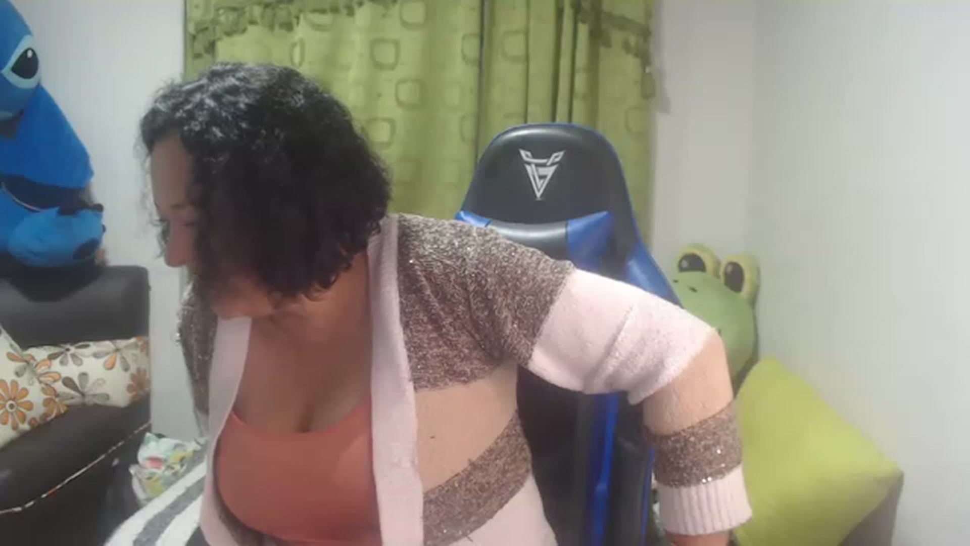 Gallery image thumbnail from Oriana_wet's myfreecams stream on, 07/03/2023, 03:49 image 19 of 20