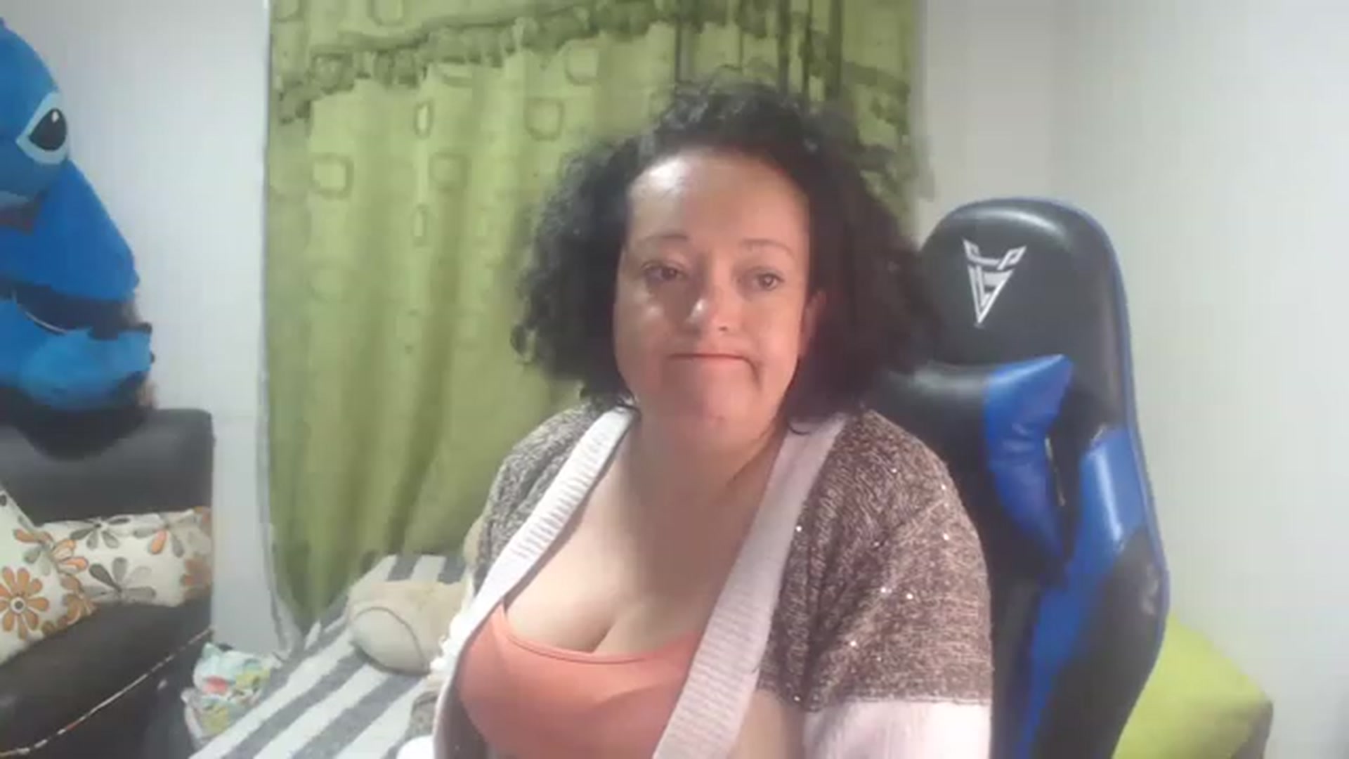 Gallery image thumbnail from Oriana_wet's myfreecams stream on, 07/03/2023, 08:01 image 13 of 20