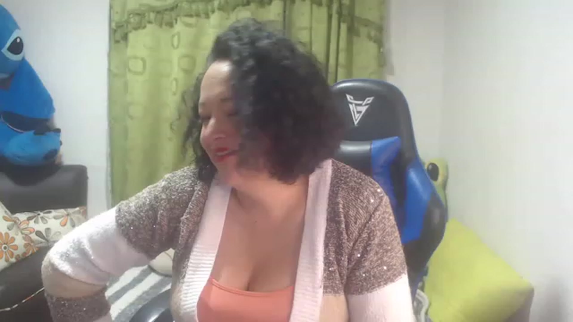 Gallery image thumbnail from Oriana_wet's myfreecams stream on, 07/03/2023, 08:01 image 1 of 20