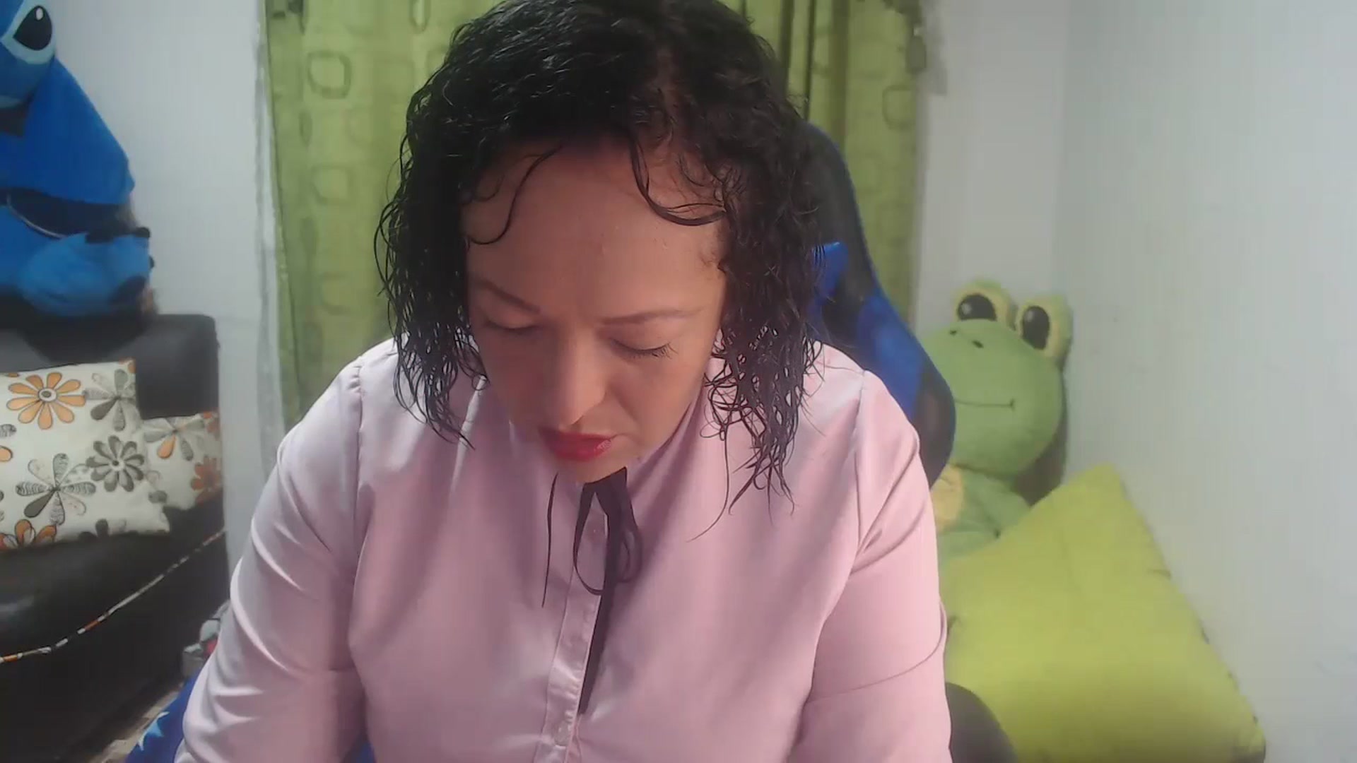 Gallery image thumbnail from Oriana_wet's myfreecams stream on, 07/06/2023, 04:36 image 2 of 20