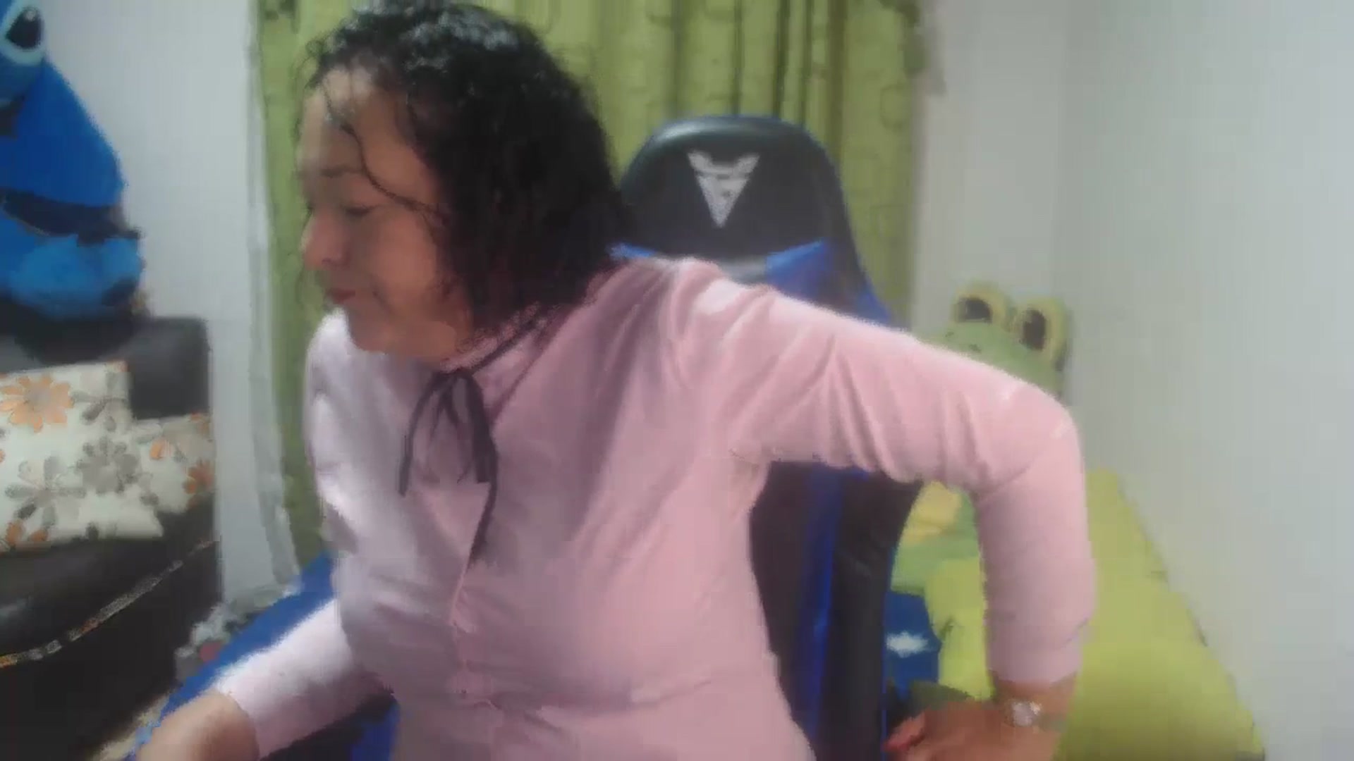 Gallery image thumbnail from Oriana_wet's myfreecams stream on, 07/06/2023, 04:36 image 4 of 20