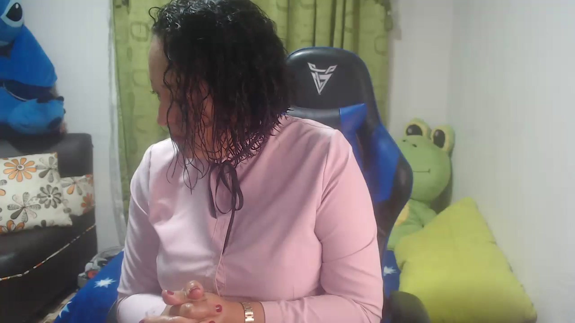 Gallery image thumbnail from Oriana_wet's myfreecams stream on, 07/06/2023, 04:36 image 8 of 20
