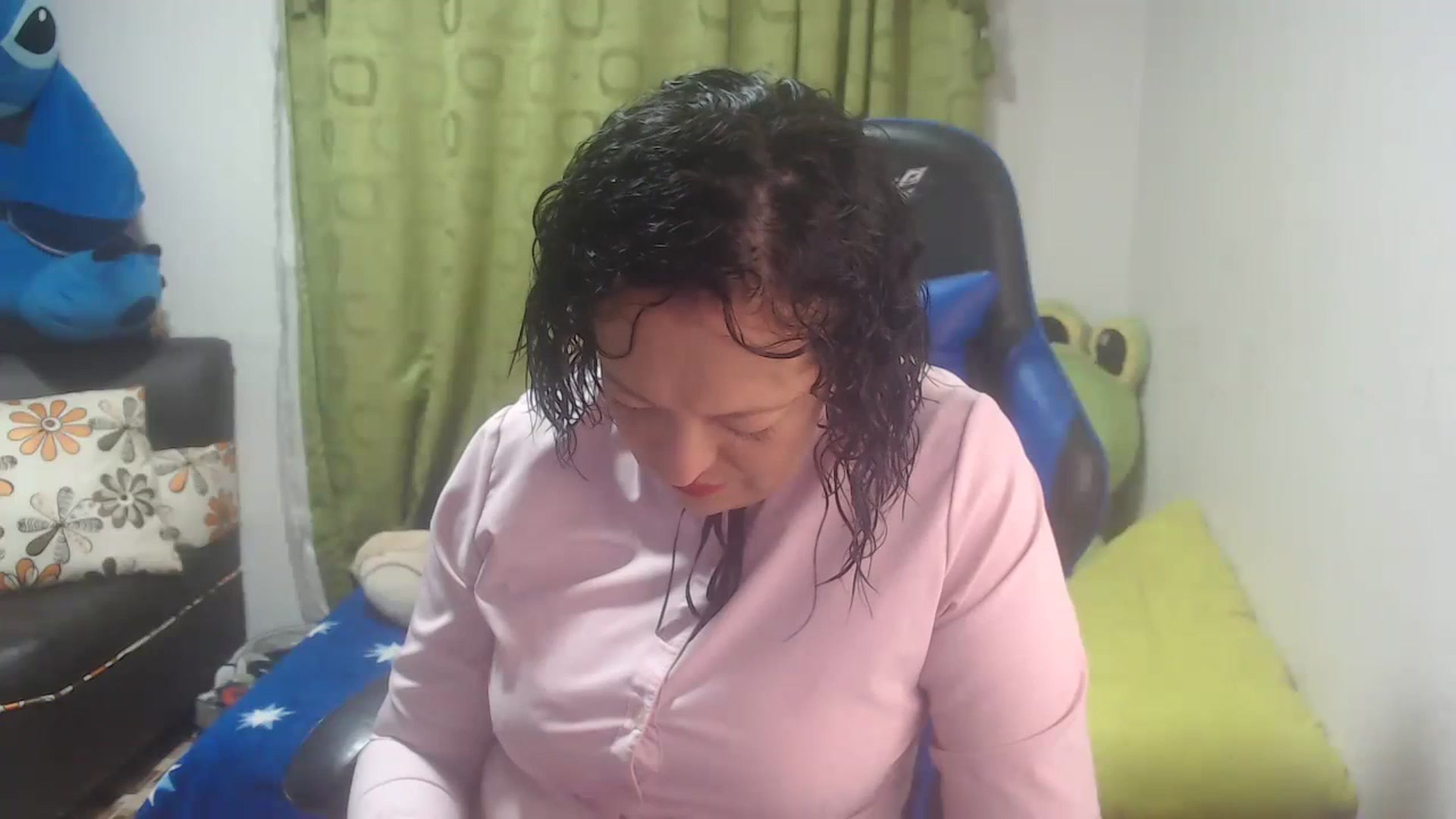 Gallery image thumbnail from Oriana_wet's myfreecams stream on, 07/06/2023, 04:36 image 1 of 20