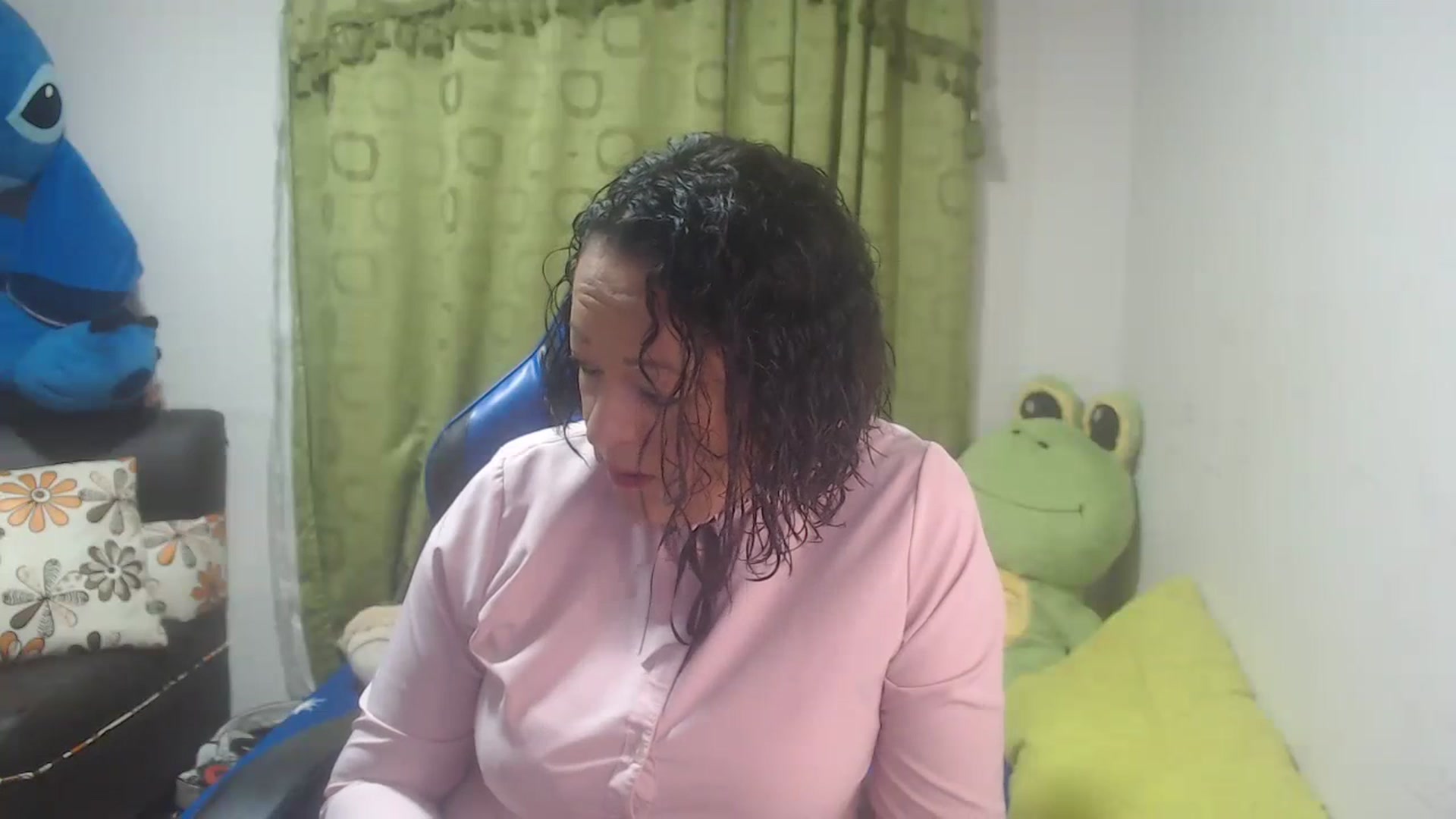 Gallery image thumbnail from Oriana_wet's myfreecams stream on, 07/06/2023, 04:36 image 11 of 20