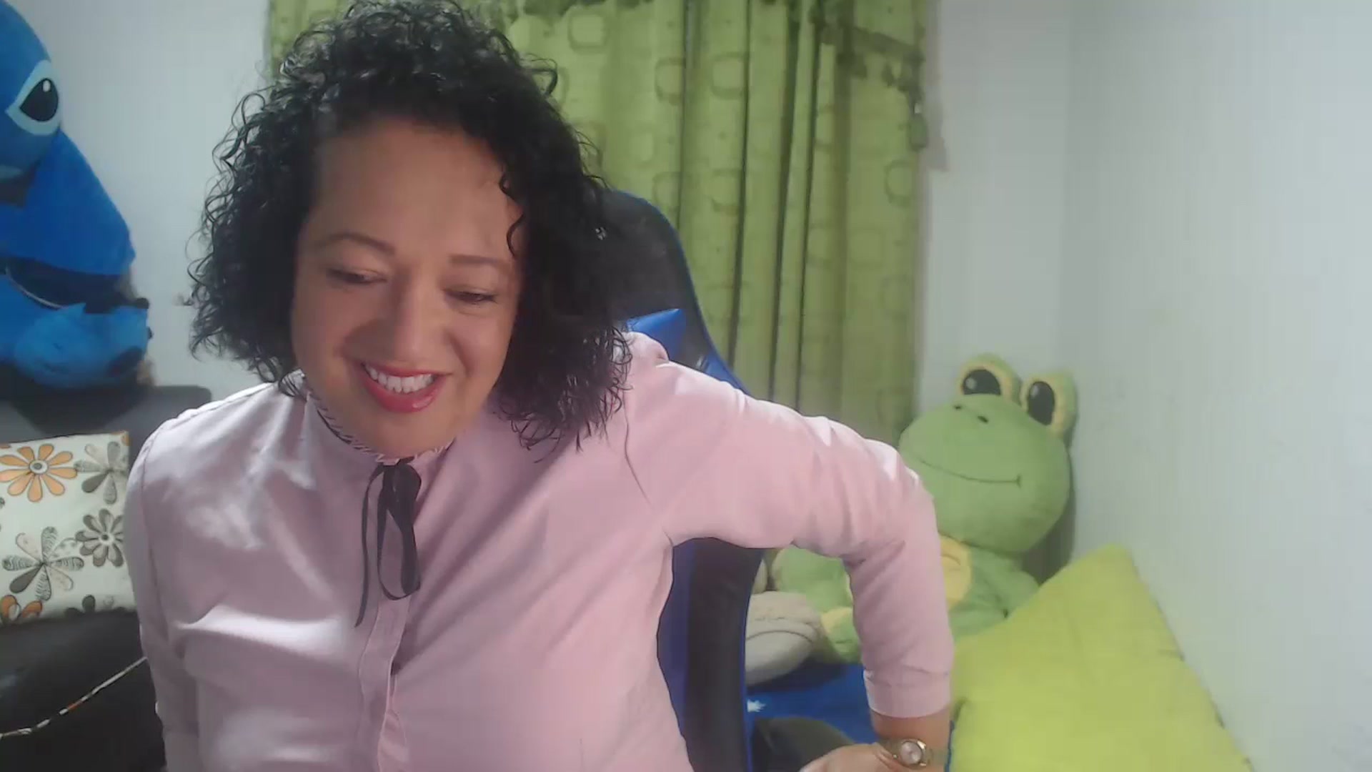 Gallery image thumbnail from Oriana_wet's myfreecams stream on, 07/06/2023, 04:36 image 17 of 20