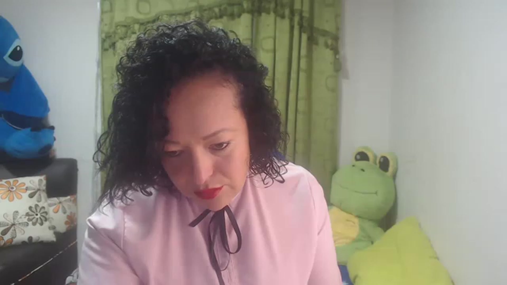 Gallery image thumbnail from Oriana_wet's myfreecams stream on, 07/06/2023, 05:35 image 10 of 20