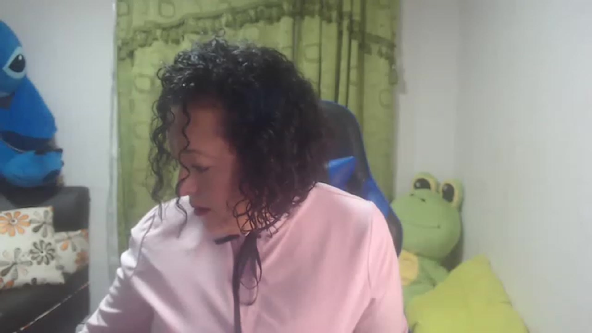 Gallery image thumbnail from Oriana_wet's myfreecams stream on, 07/06/2023, 05:35 image 16 of 20