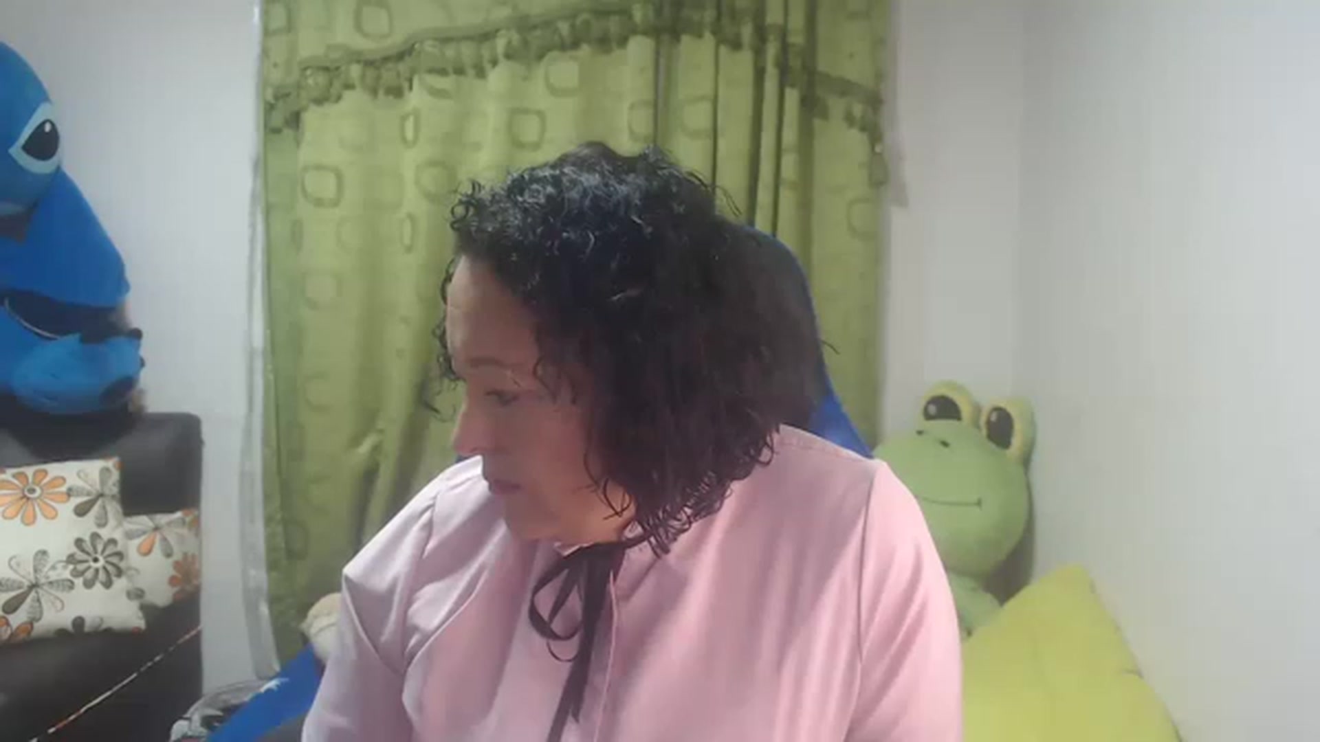 Gallery image thumbnail from Oriana_wet's myfreecams stream on, 07/06/2023, 05:35 image 4 of 20