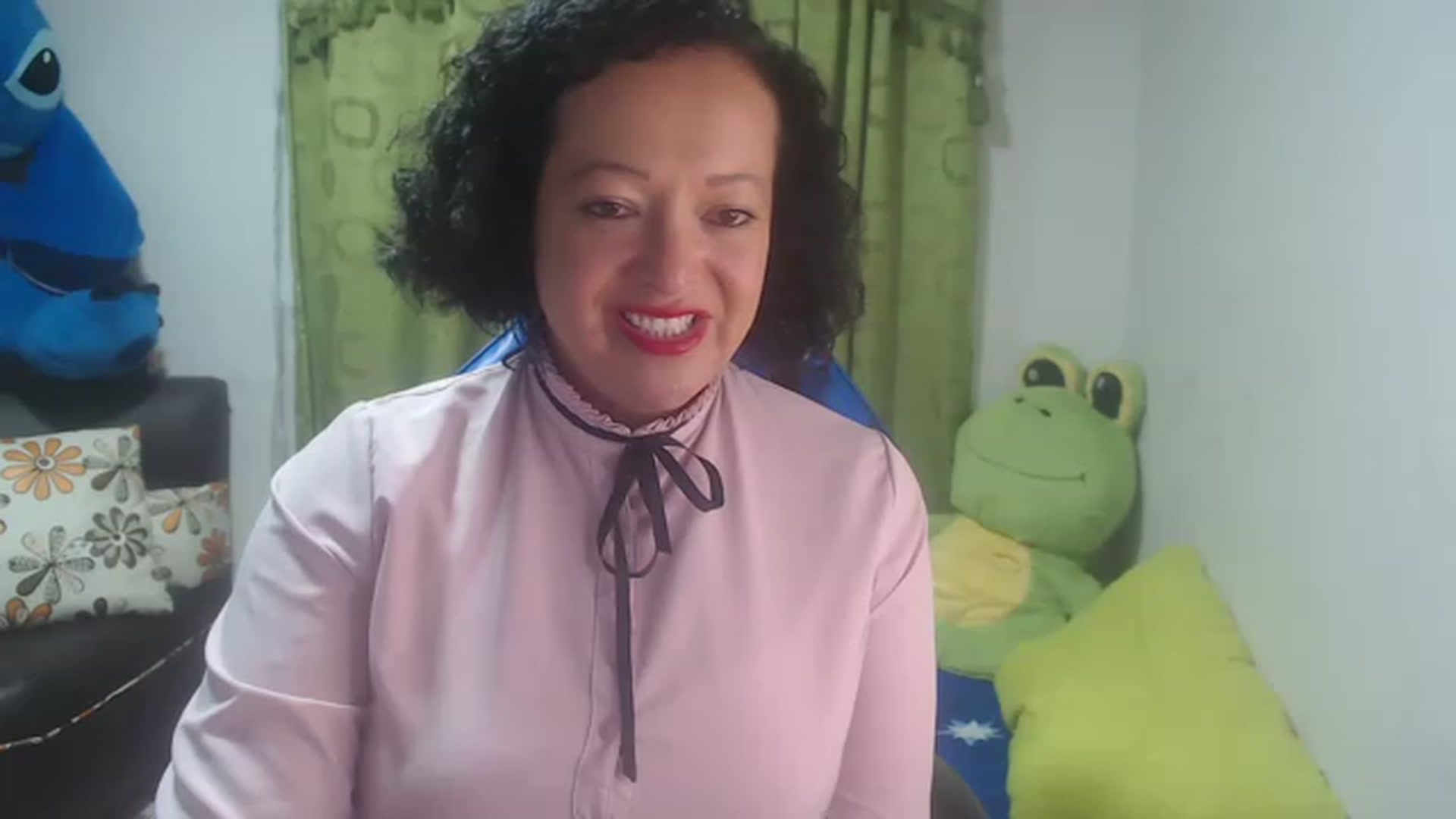 Gallery image thumbnail from Oriana_wet's myfreecams stream on, 07/06/2023, 07:19 image 7 of 20