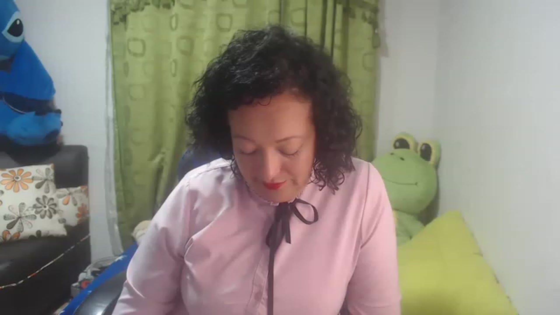 Gallery image thumbnail from Oriana_wet's myfreecams stream on, 07/06/2023, 07:19 image 1 of 20