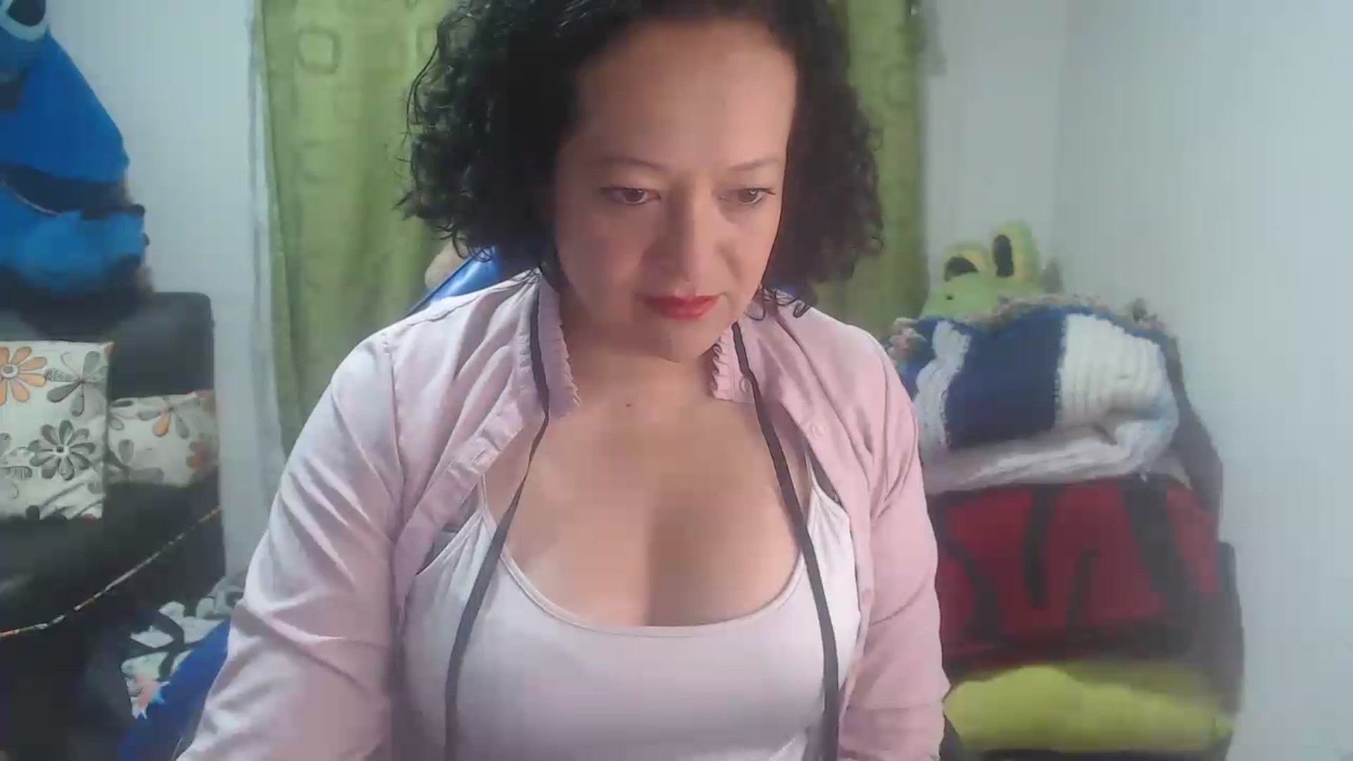 Gallery image thumbnail from Oriana_wet's myfreecams stream on, 07/06/2023, 14:05 image 11 of 20