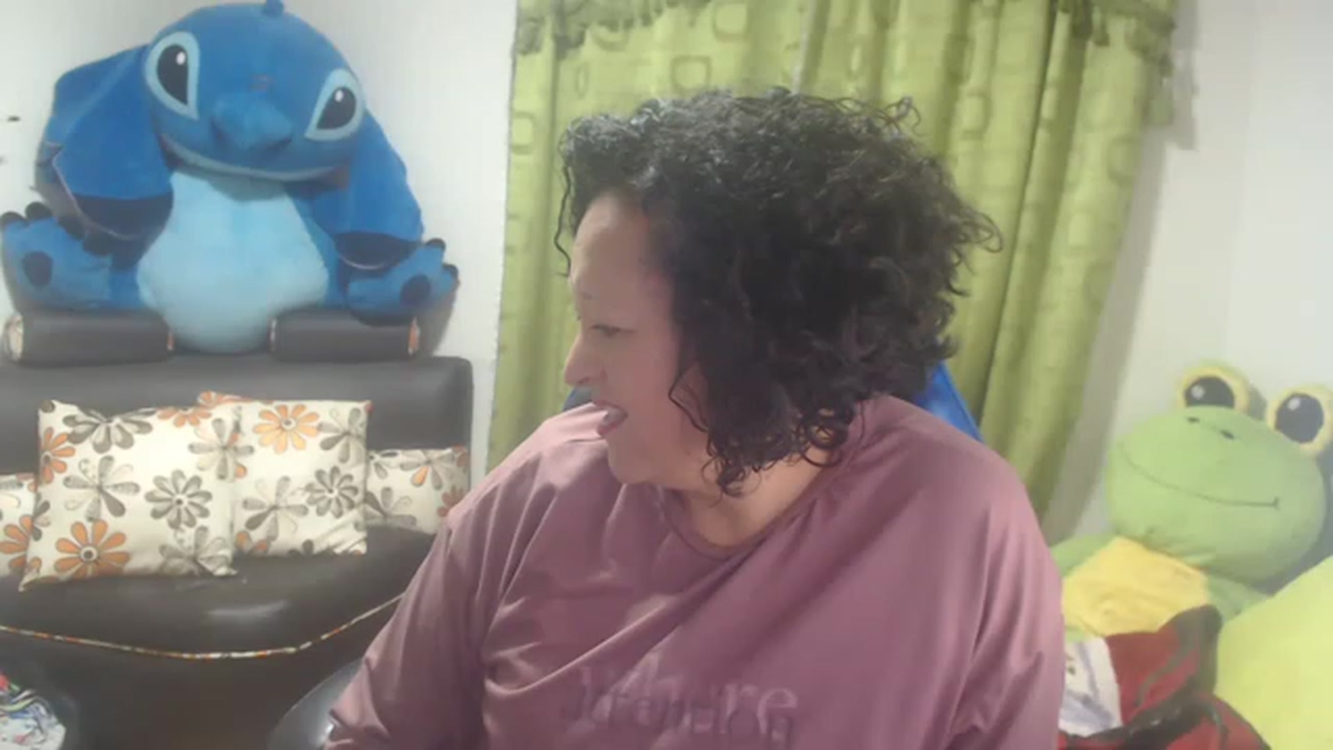 Gallery image thumbnail from Oriana_wet's myfreecams stream on, 07/07/2023, 02:39 image 11 of 20