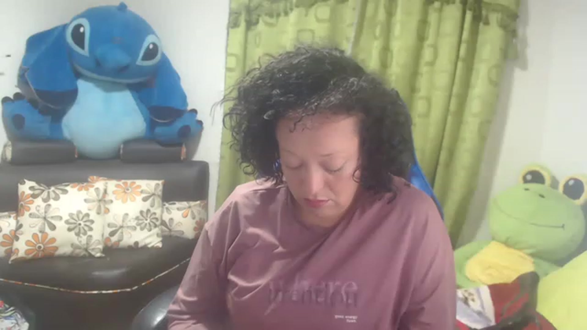 Gallery image thumbnail from Oriana_wet's myfreecams stream on, 07/07/2023, 02:39 image 18 of 20