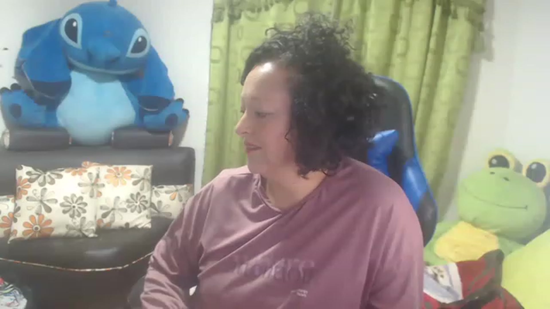Gallery image thumbnail from Oriana_wet's myfreecams stream on, 07/07/2023, 02:39 image 13 of 20
