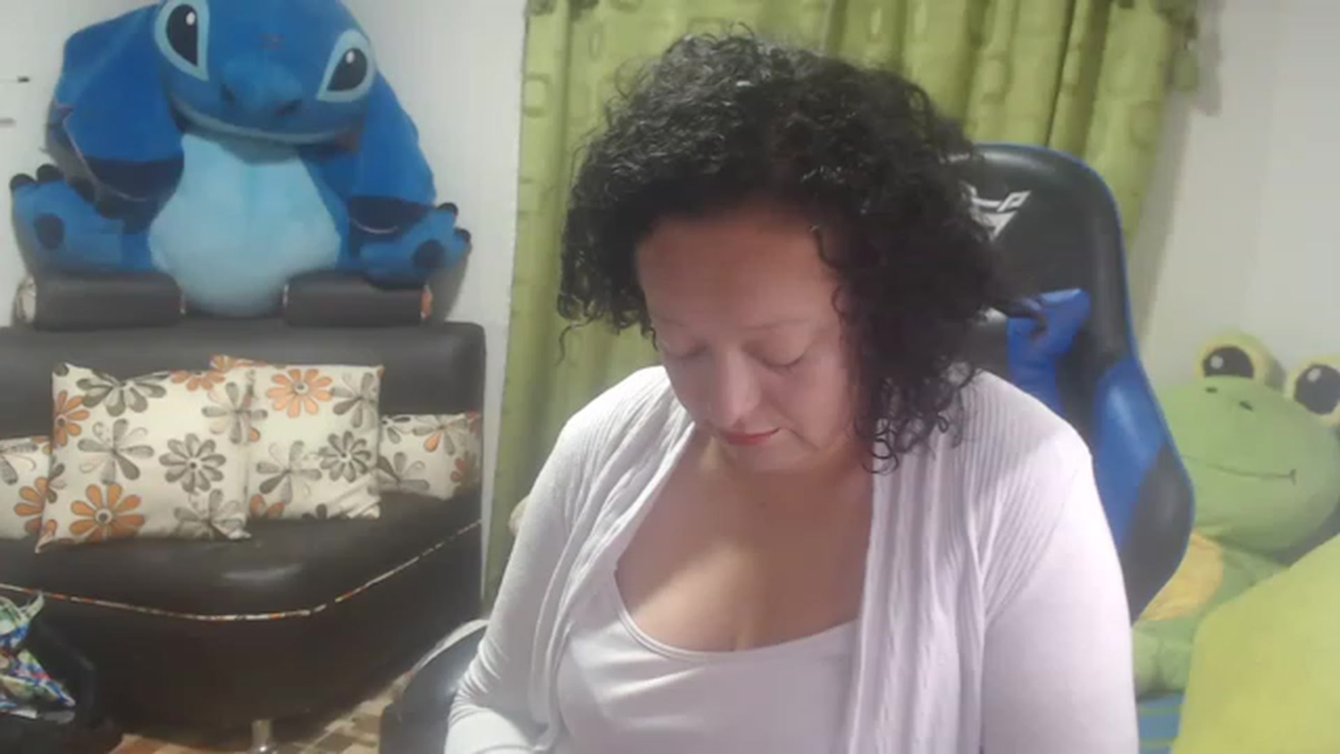 Gallery image thumbnail from Oriana_wet's myfreecams stream on, 07/07/2023, 10:03 image 4 of 20