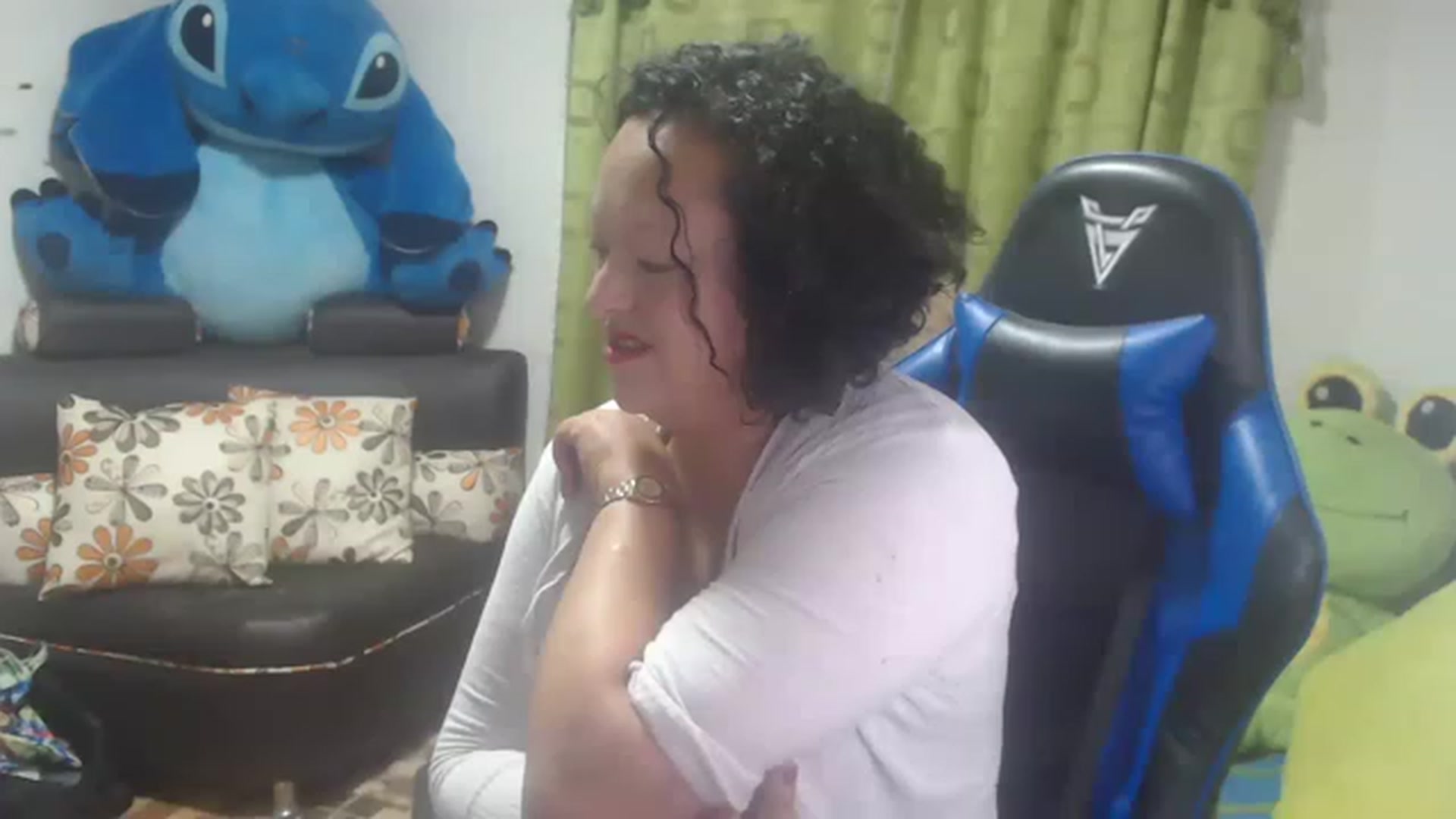 Gallery image thumbnail from Oriana_wet's myfreecams stream on, 07/07/2023, 10:03 image 3 of 20