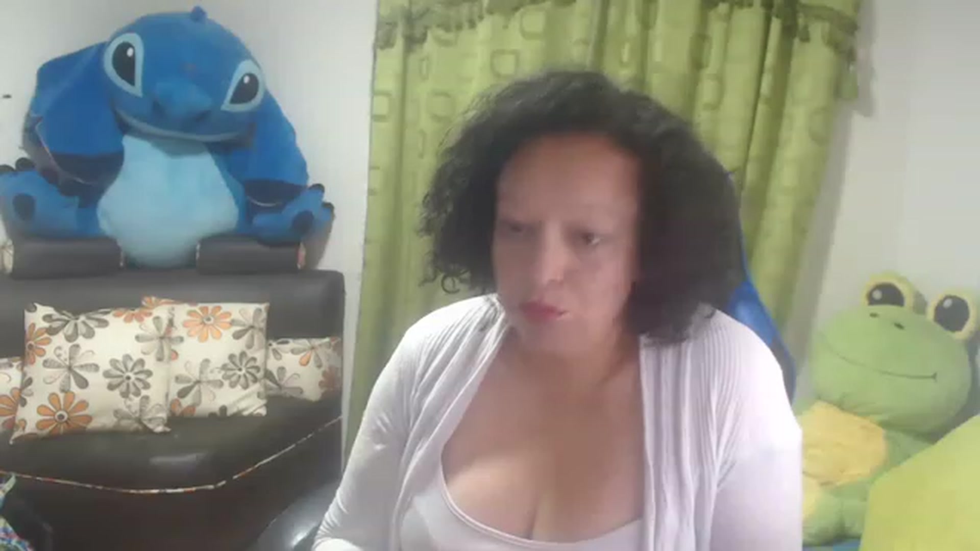 Gallery image thumbnail from Oriana_wet's myfreecams stream on, 07/07/2023, 10:46 image 3 of 20