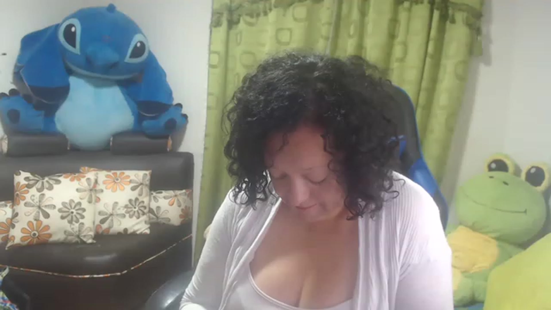 Gallery image thumbnail from Oriana_wet's myfreecams stream on, 07/07/2023, 10:46 image 7 of 20