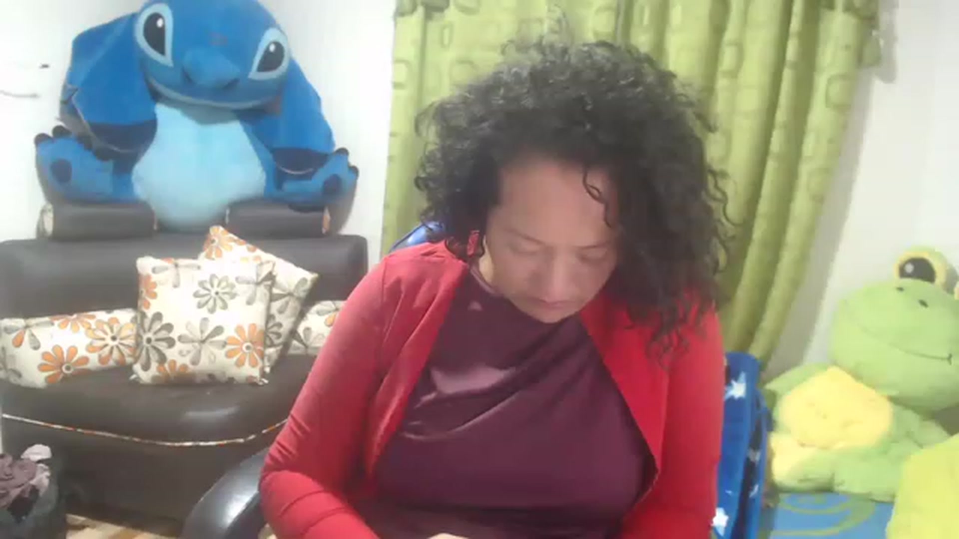 Gallery image thumbnail from Oriana_wet's myfreecams stream on, 07/10/2023, 08:53 image 10 of 20