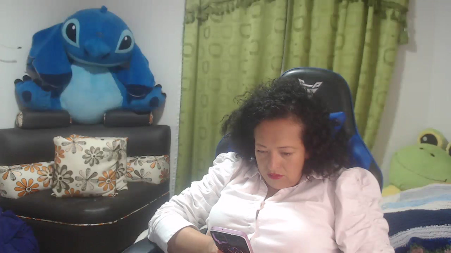 Gallery image thumbnail from Oriana_wet's myfreecams stream on, 07/12/2023, 10:09 image 12 of 20