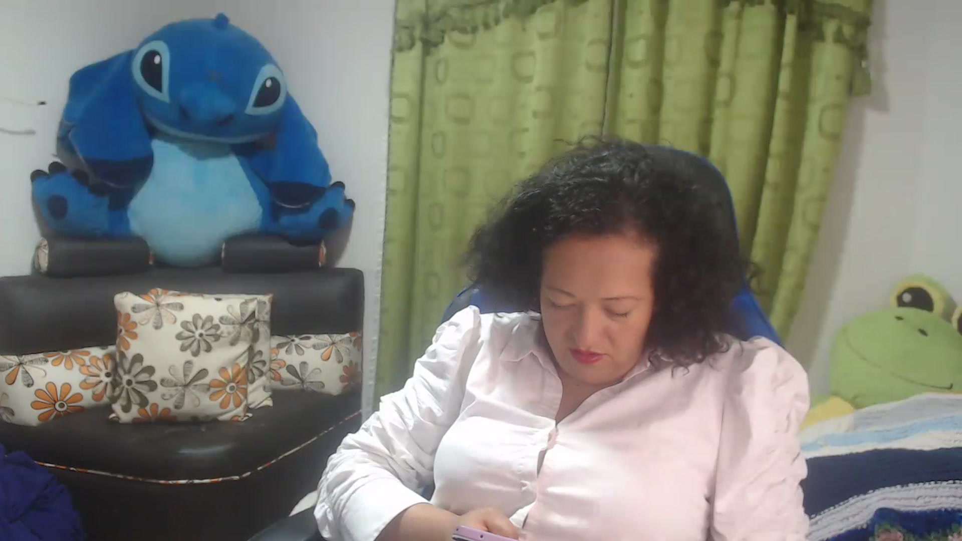 Gallery image thumbnail from Oriana_wet's myfreecams stream on, 07/12/2023, 10:09 image 14 of 20