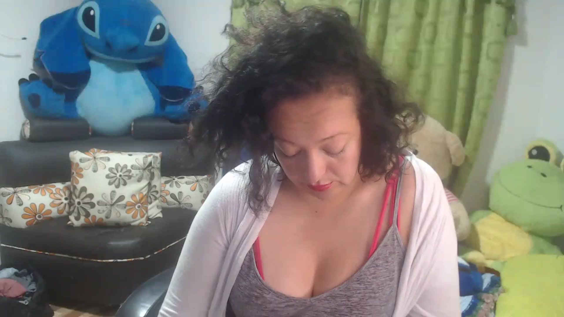 Gallery image thumbnail from Oriana_wet's myfreecams stream on, 07/14/2023, 10:39 image 19 of 20