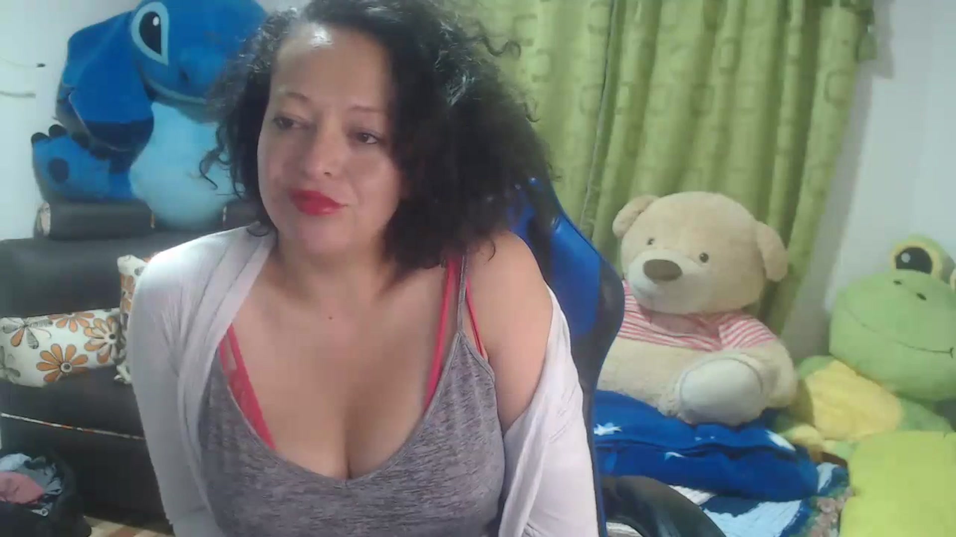 Gallery image thumbnail from Oriana_wet's myfreecams stream on, 07/14/2023, 10:39 image 12 of 20