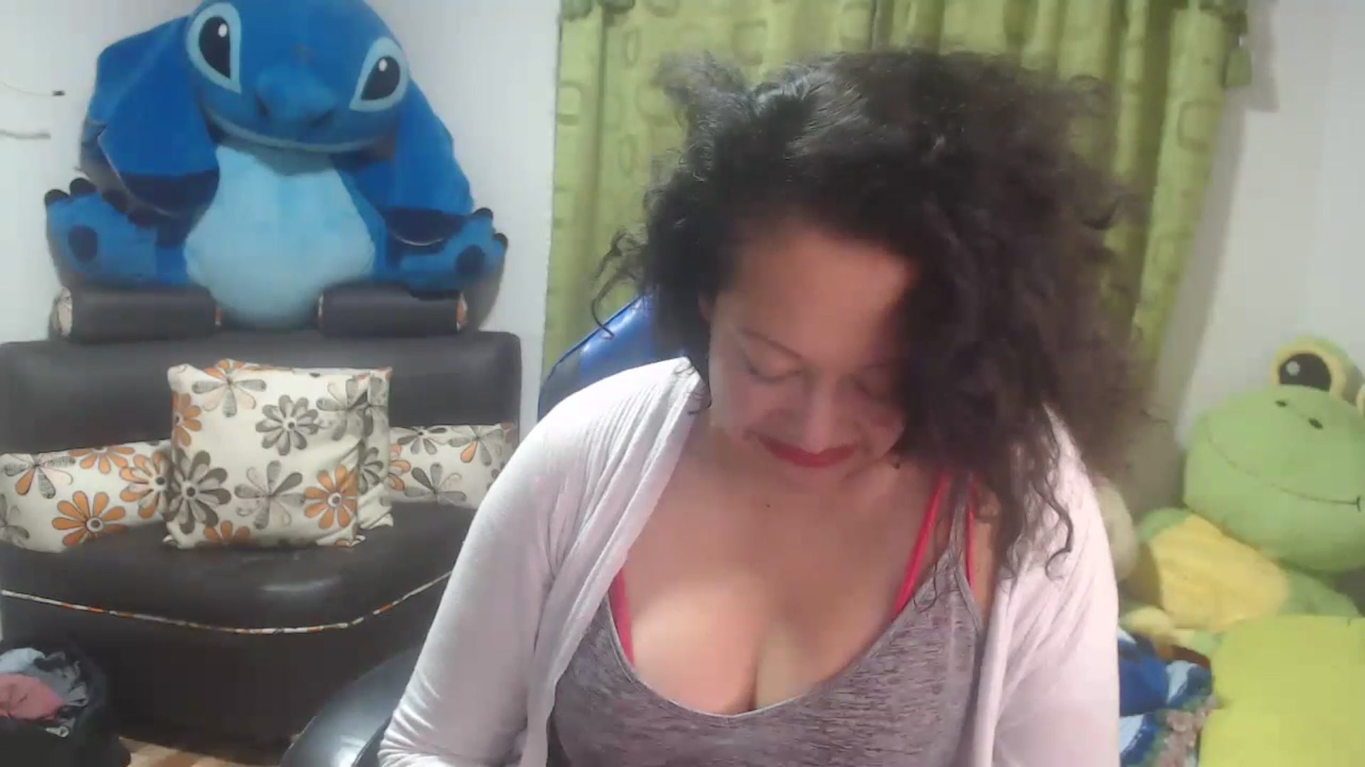 Gallery image thumbnail from Oriana_wet's myfreecams stream on, 07/14/2023, 10:39 image 9 of 20