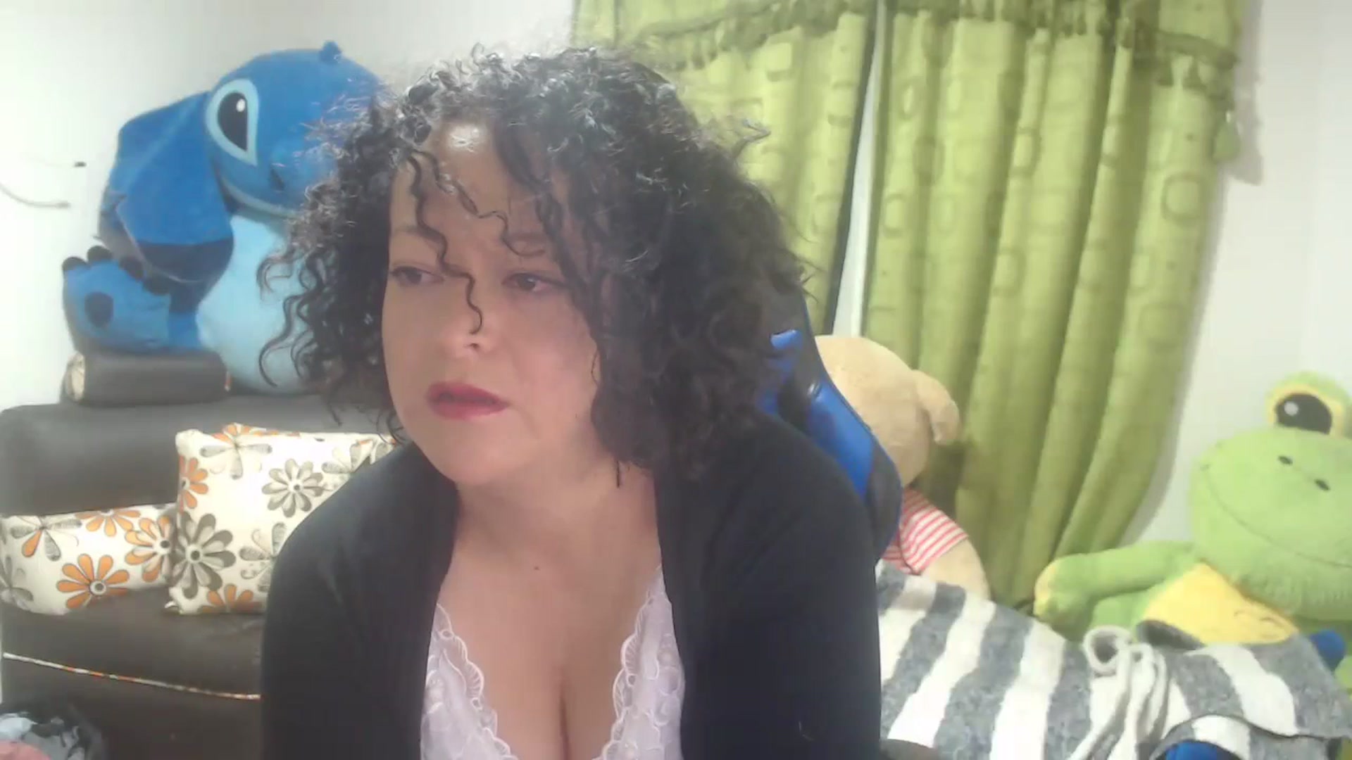 Gallery image thumbnail from Oriana_wet's myfreecams stream on, 07/16/2023, 12:50 image 16 of 20
