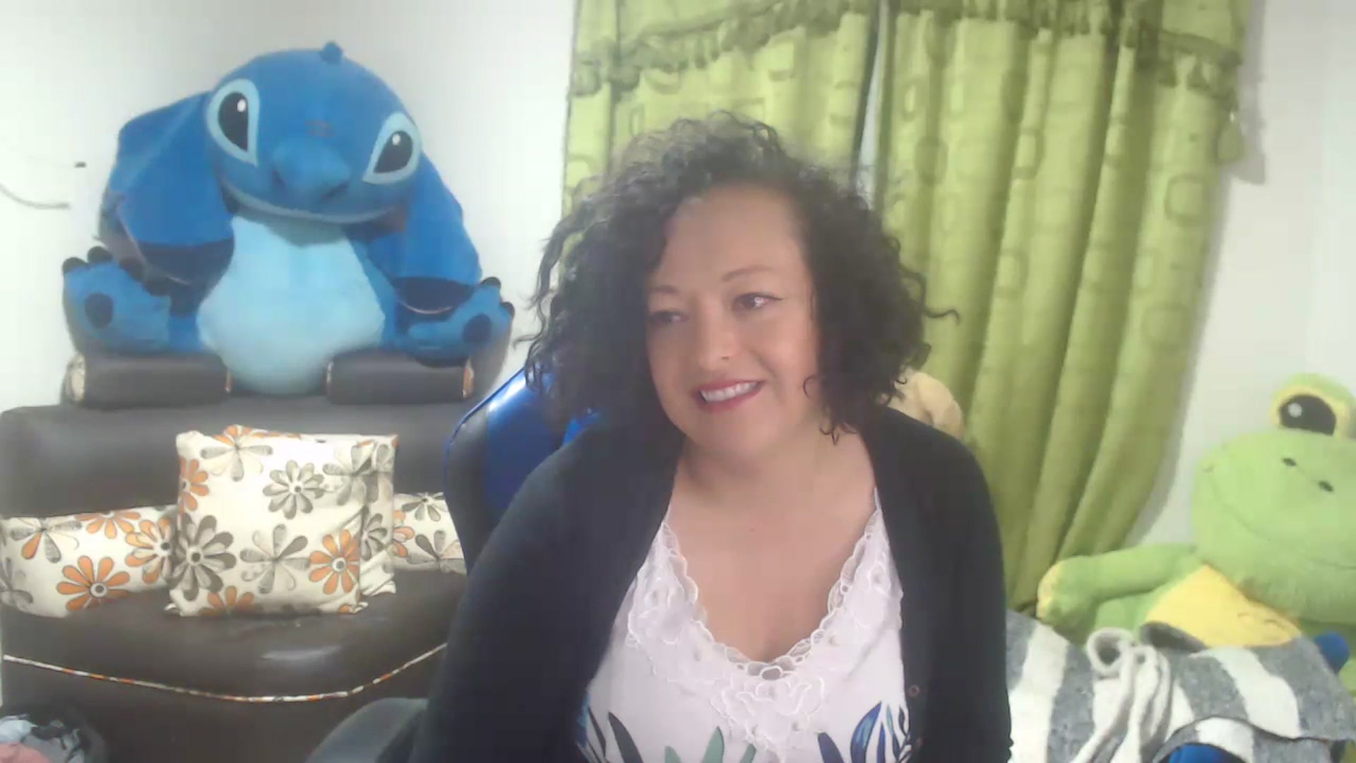 Gallery image thumbnail from Oriana_wet's myfreecams stream on, 07/16/2023, 12:50 image 20 of 20