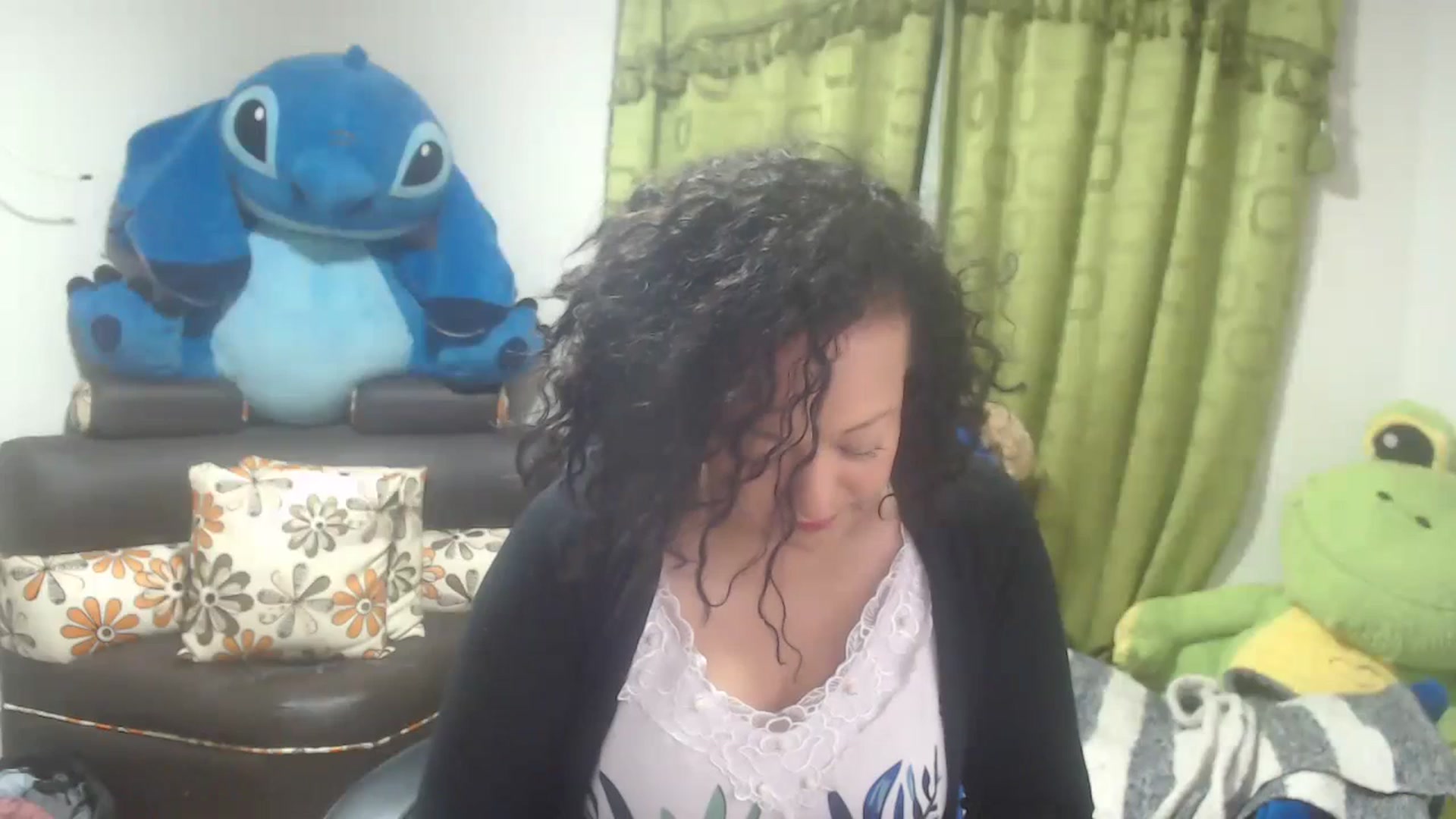 Gallery image thumbnail from Oriana_wet's myfreecams stream on, 07/16/2023, 12:50 image 8 of 20